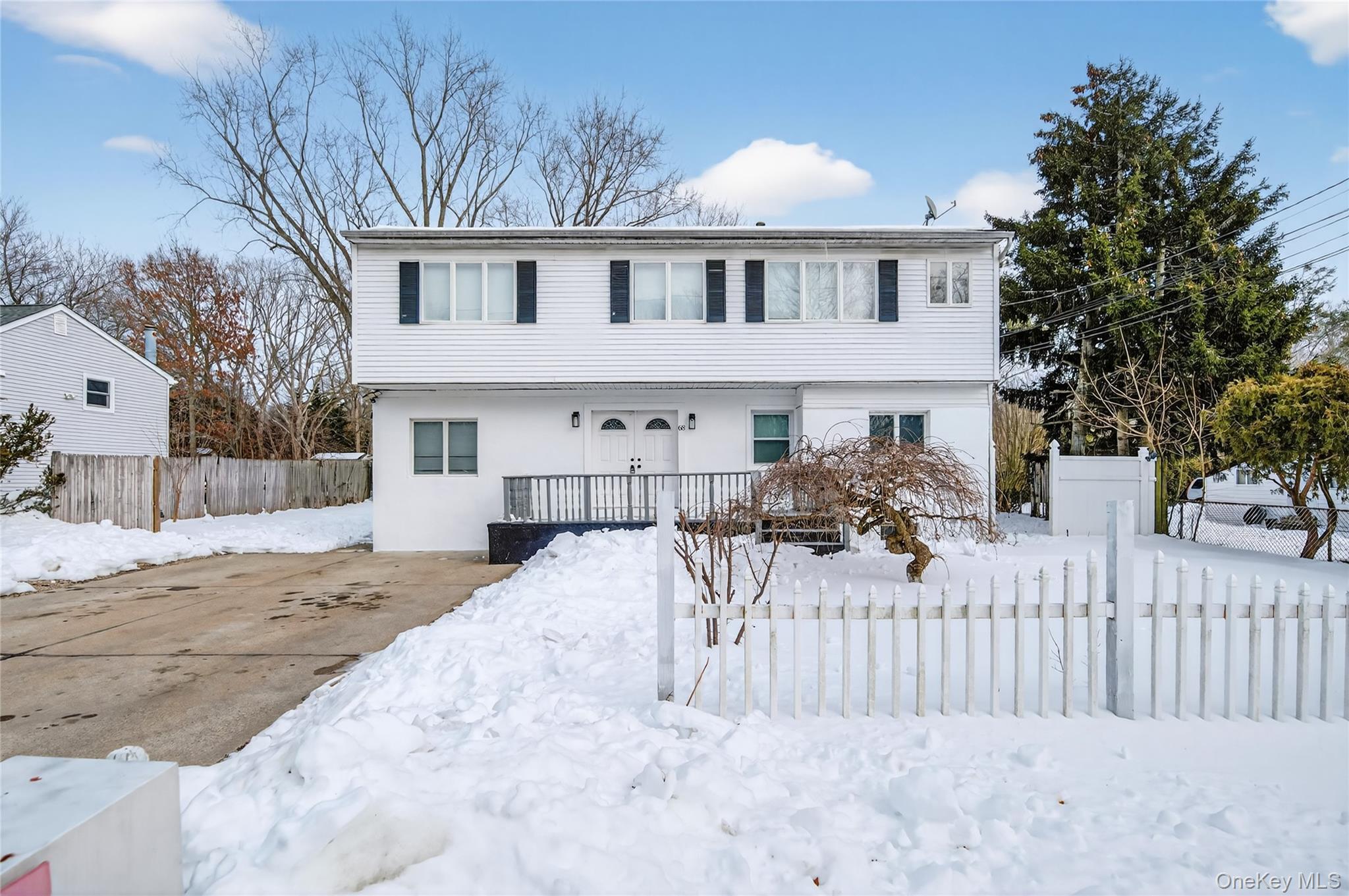 #4 photo, 68 Champlain Street, Port Jefferson Station , NY 11776