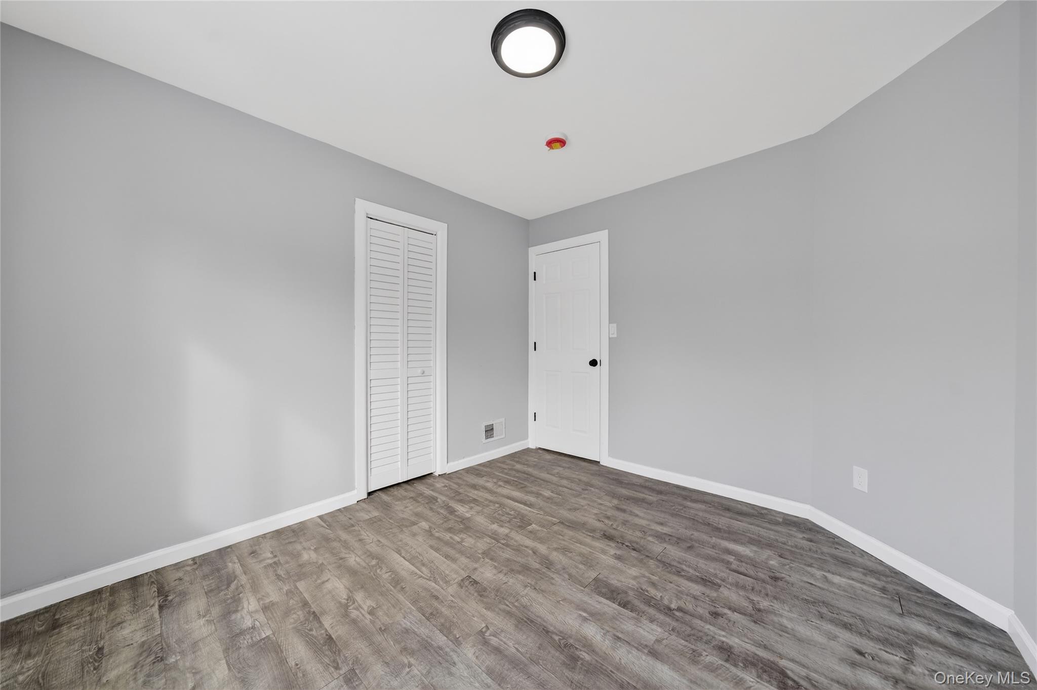 #7 photo, 68 Champlain Street, Port Jefferson Station , NY 11776