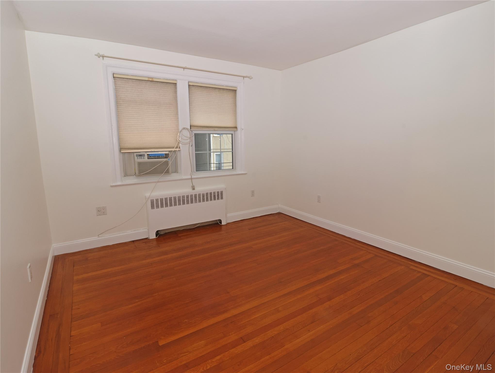 #17 photo, 30-17 36th Street, Astoria , NY 11103