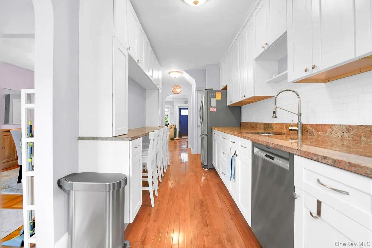 #9 photo, 30-17 36th Street, Astoria , NY 11103