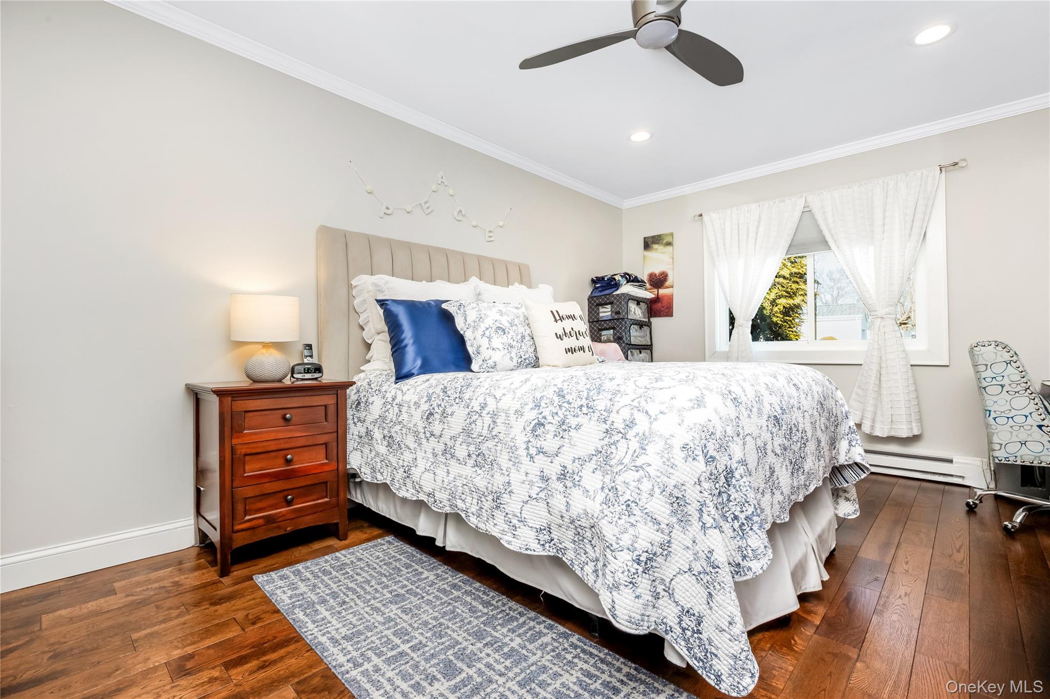 #7 photo, 203 Cabot Court, מחוז סאפוק Saint James , NY 11780