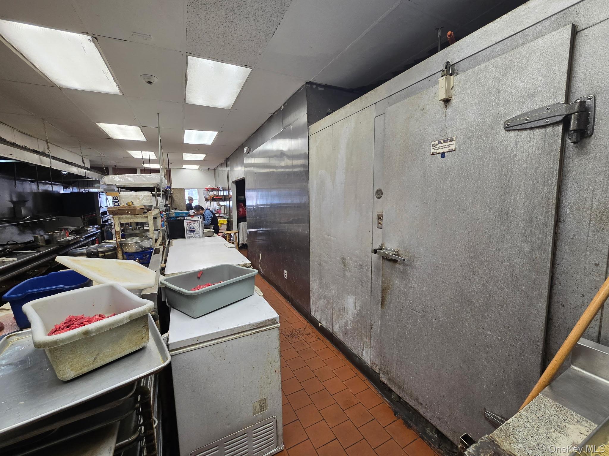 #12 photo, 195-203 Mastic Beach Road, Саффолк ‖ Mastic Beach , NY 11951