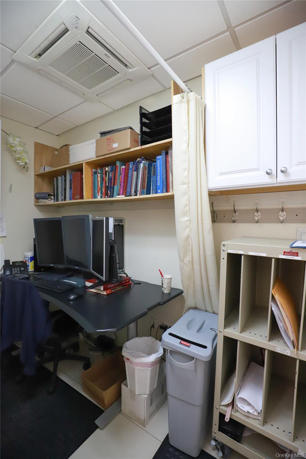 #14 photo, 116-14 Myrtle Avenue, Richmond Hill , NY 11418