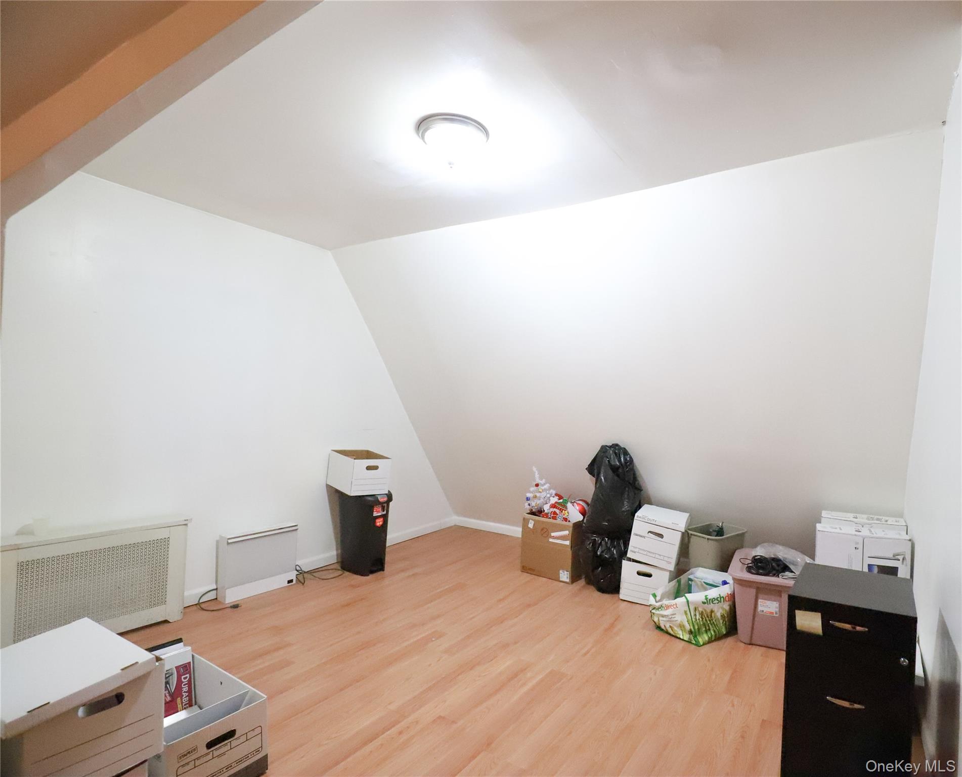 #20 photo, 116-14 Myrtle Avenue, Richmond Hill , NY 11418