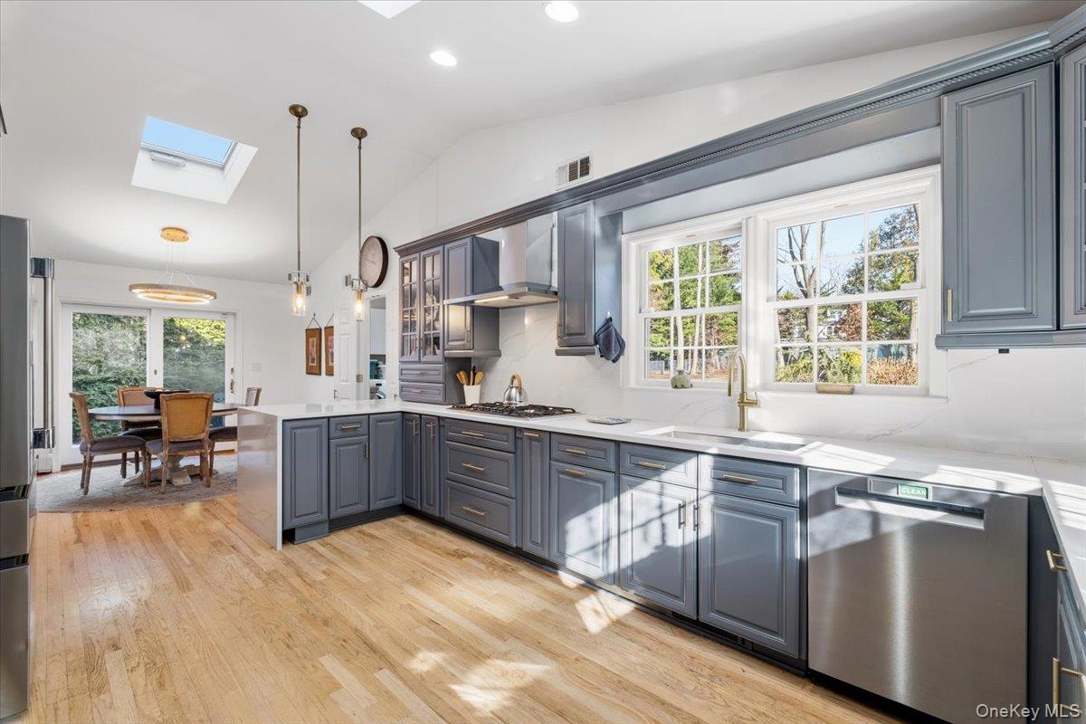 #14 photo, 10 Burling Avenue, White Plains , NY 10605