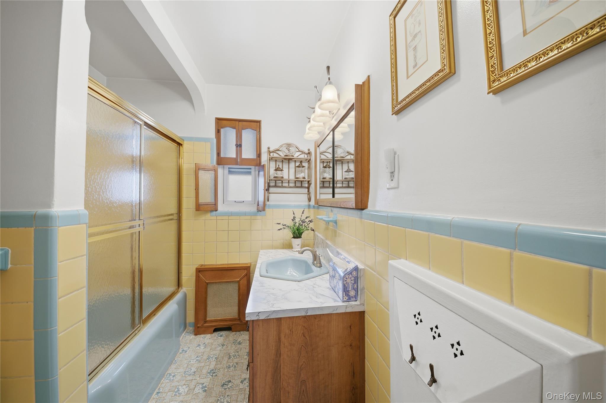 #20 photo, 2429 Young Avenue, Bronx , NY 10461