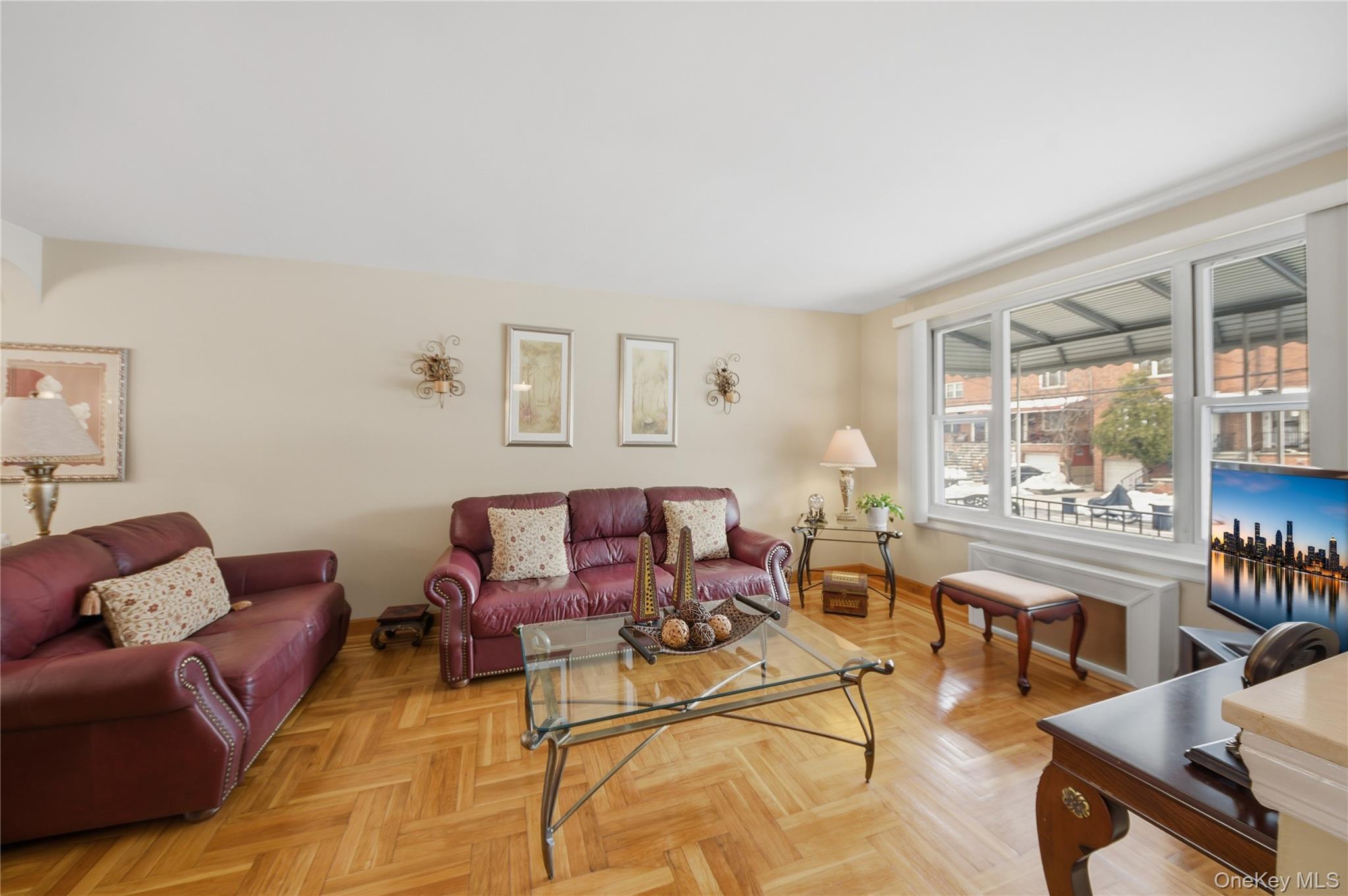 #4 photo, 2429 Young Avenue, Bronx , NY 10461