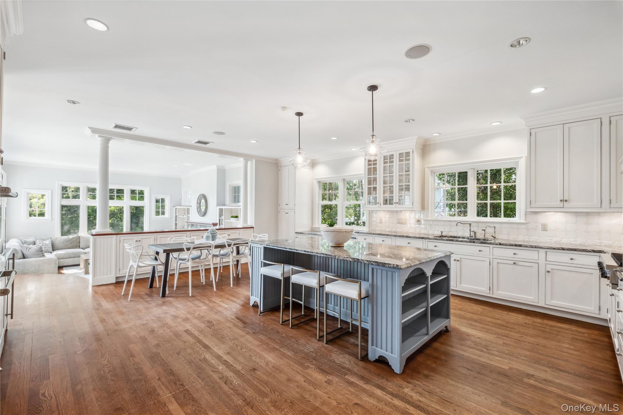 #10 photo, 32 Pryer Lane, Larchmont , NY 10538