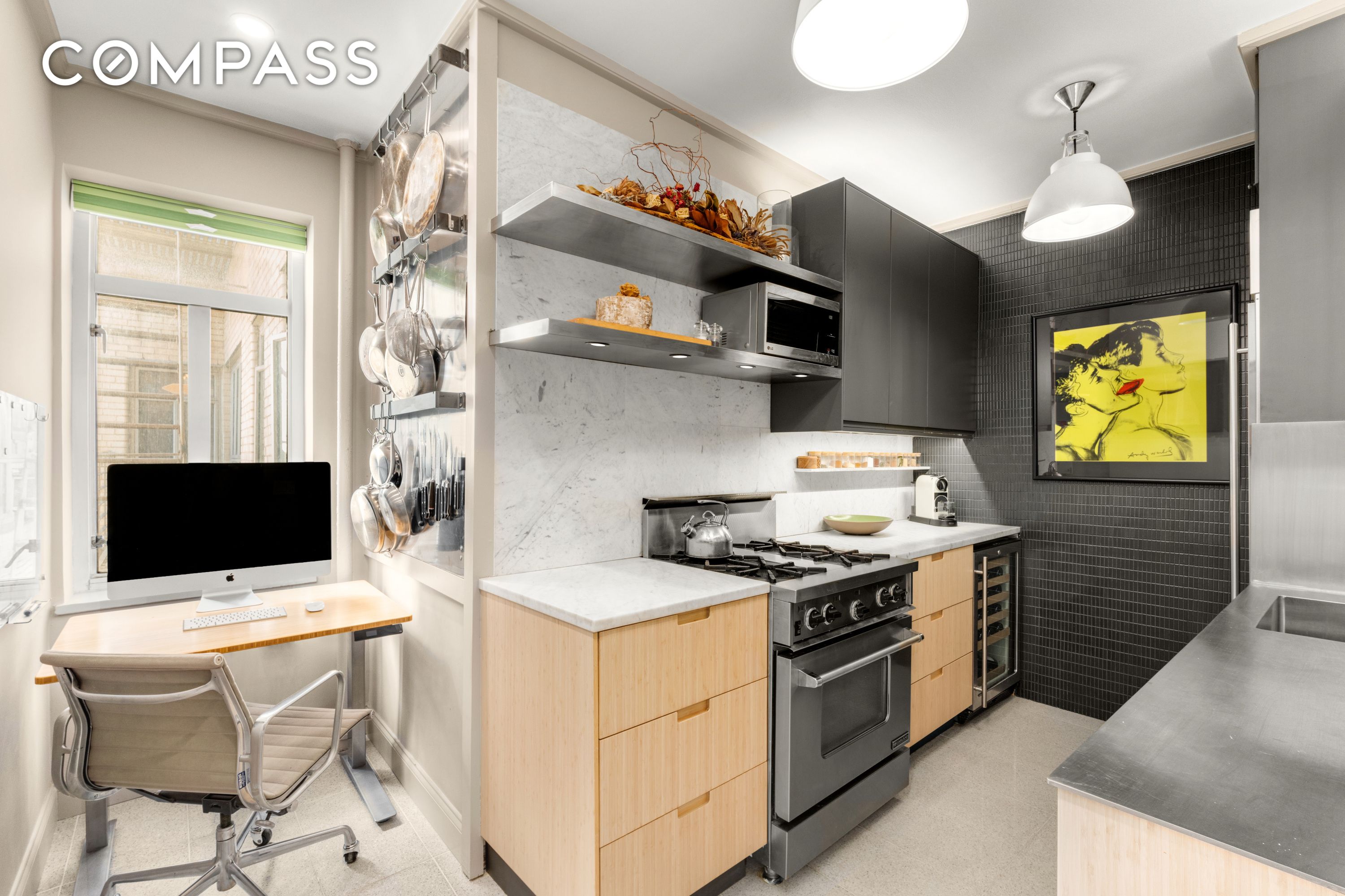 #10 photo, 155 W 20th Street, मैनहटन Chelsea , NY 10011