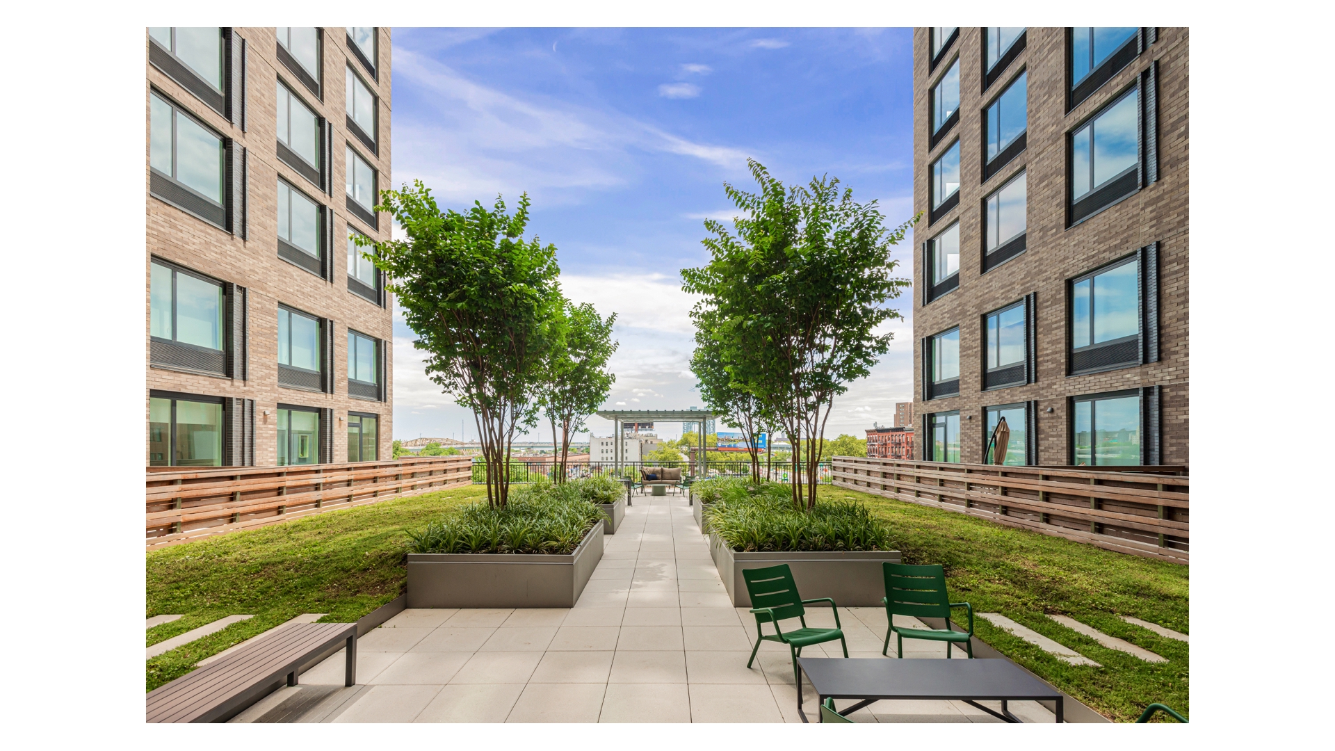 #14 photo, 2319 3RD Avenue, मैनहटन East Harlem , NY 10035