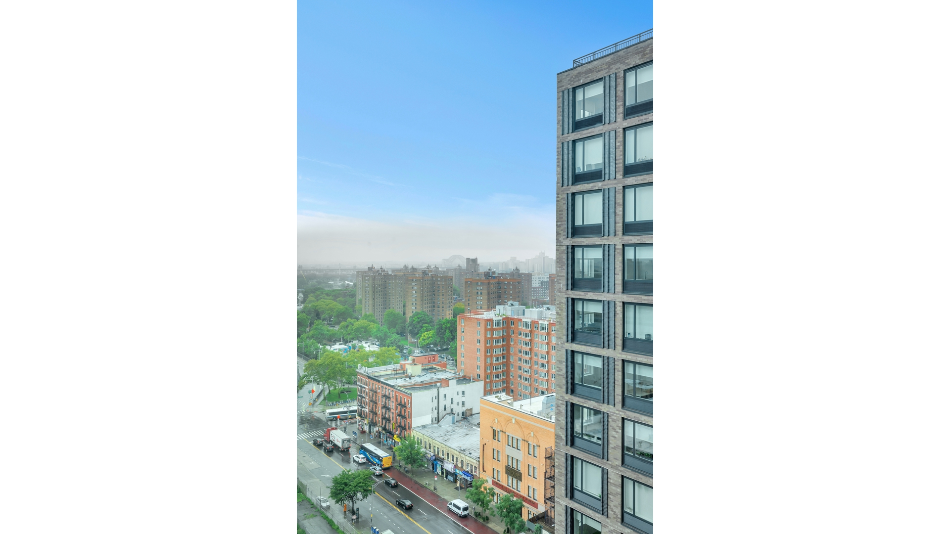 #3 photo, 2319 3RD Avenue, मैनहटन East Harlem , NY 10035