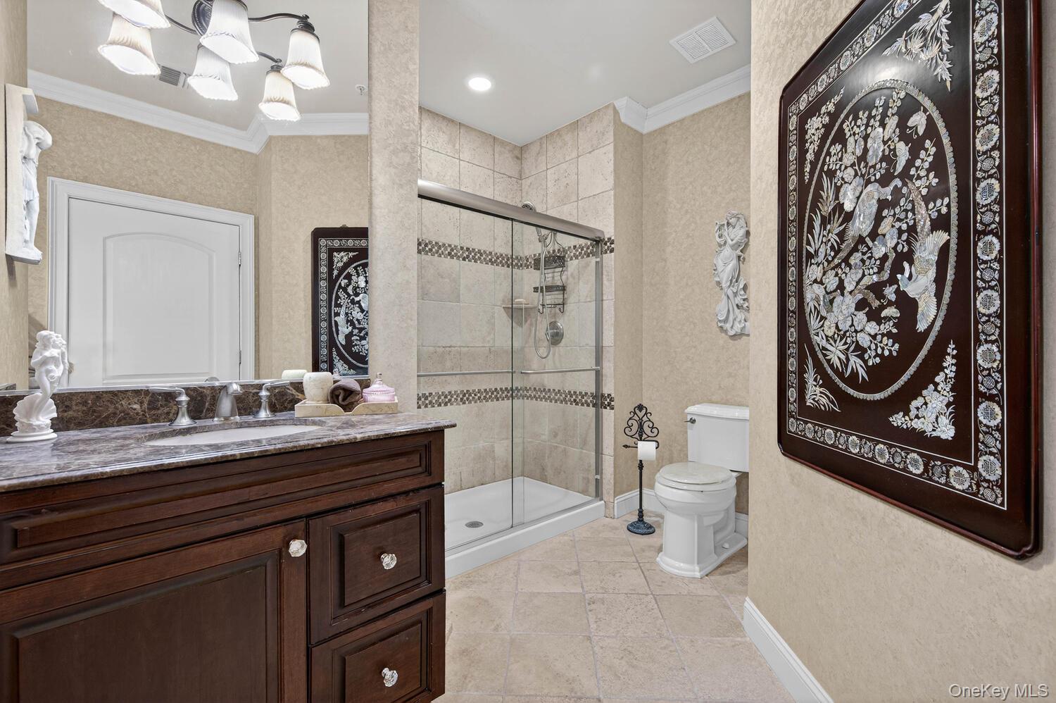 #19 photo, 366 Roosevelt Way, Нассау ‖ Westbury , NY 11590