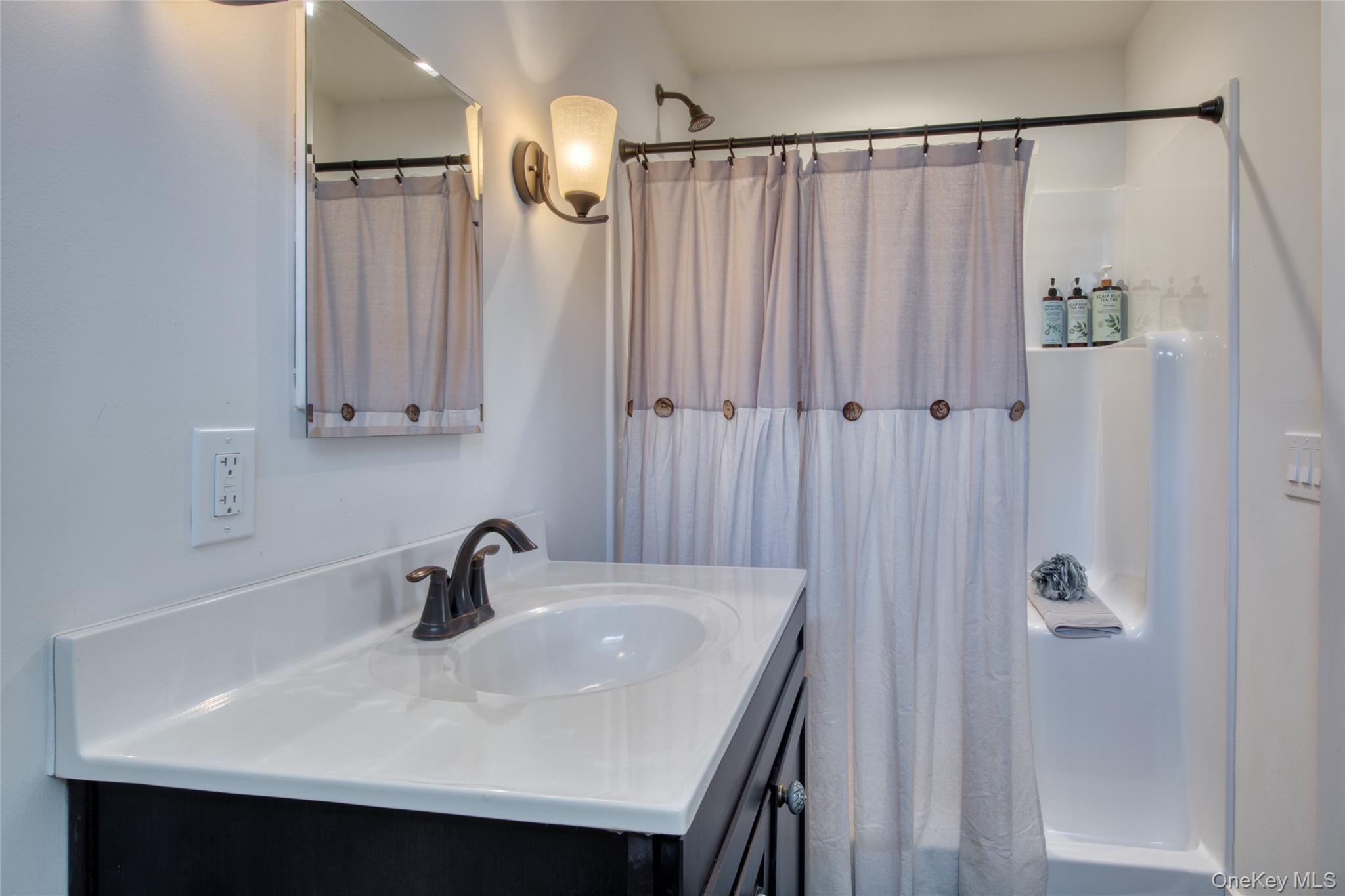 #5 photo, 13595 Soundview Avenue, Southold , NY 11971