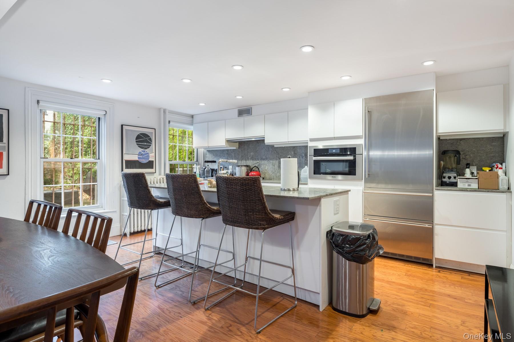 #20 photo, 17 East 128th Street, New York (Manhattan) , NY 10035