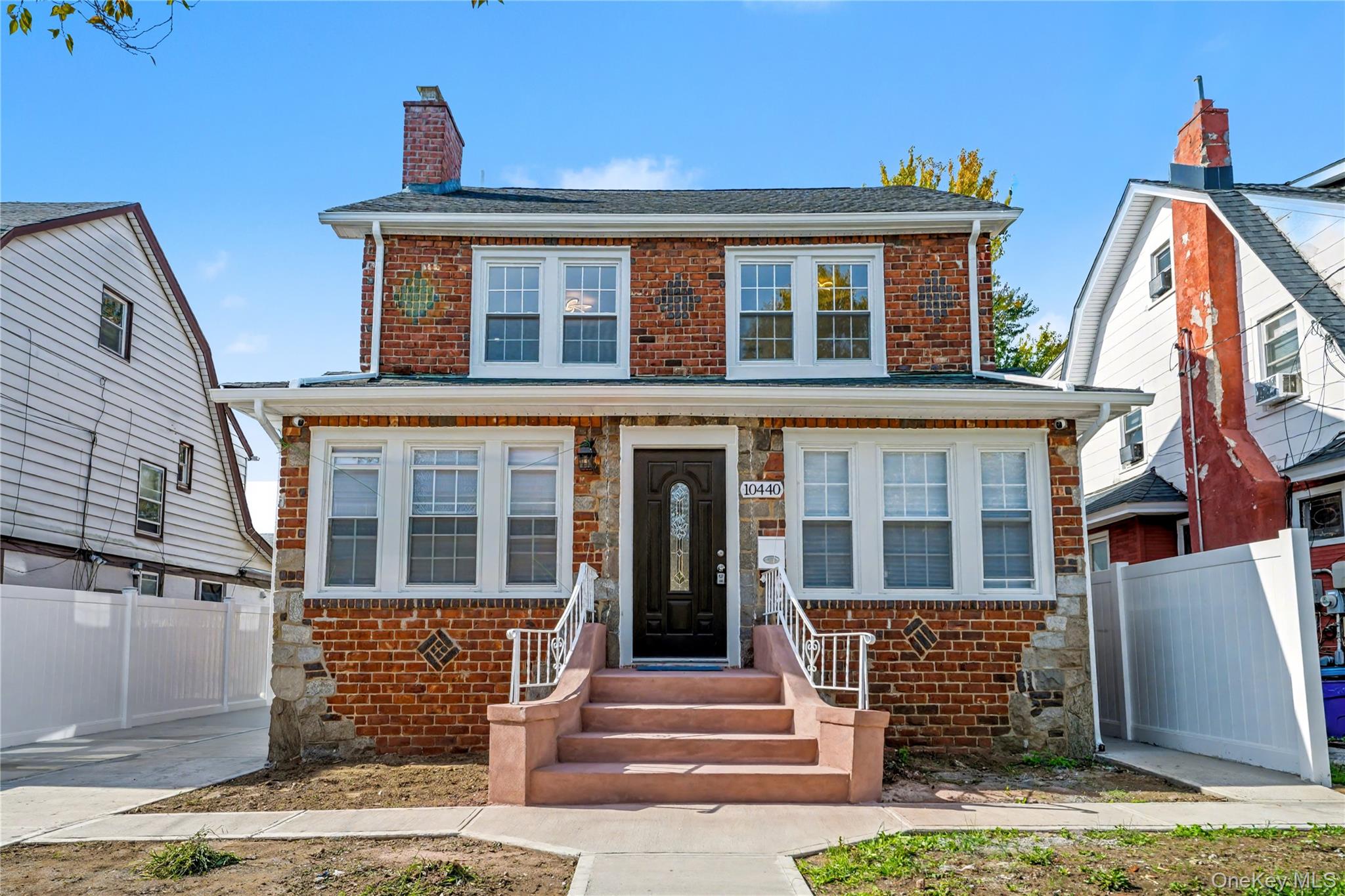 #1 photo, 104-40 194th Street, קווינס Saint Albans , NY 11412