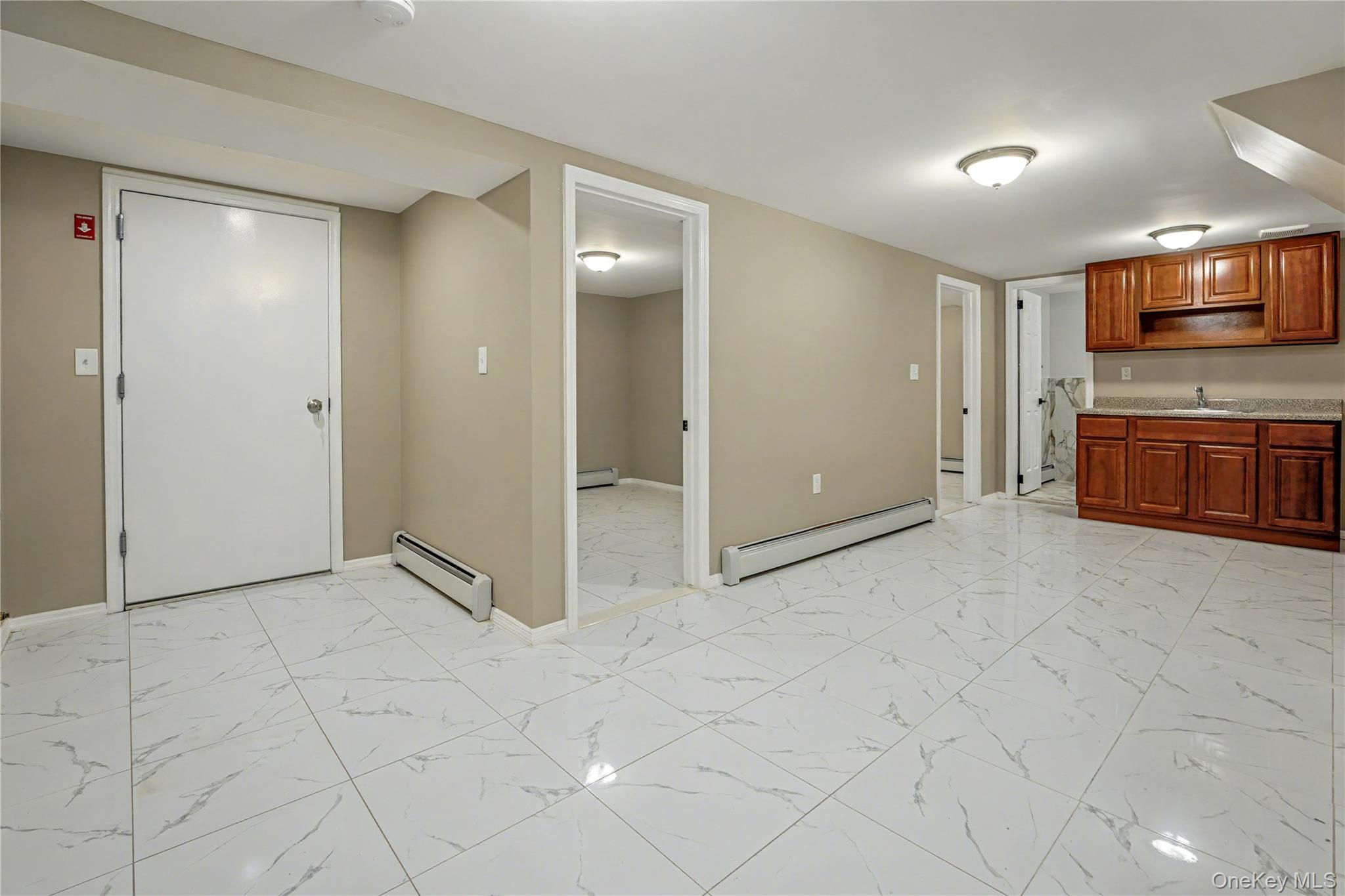 #17 photo, 104-40 194th Street, קווינס Saint Albans , NY 11412