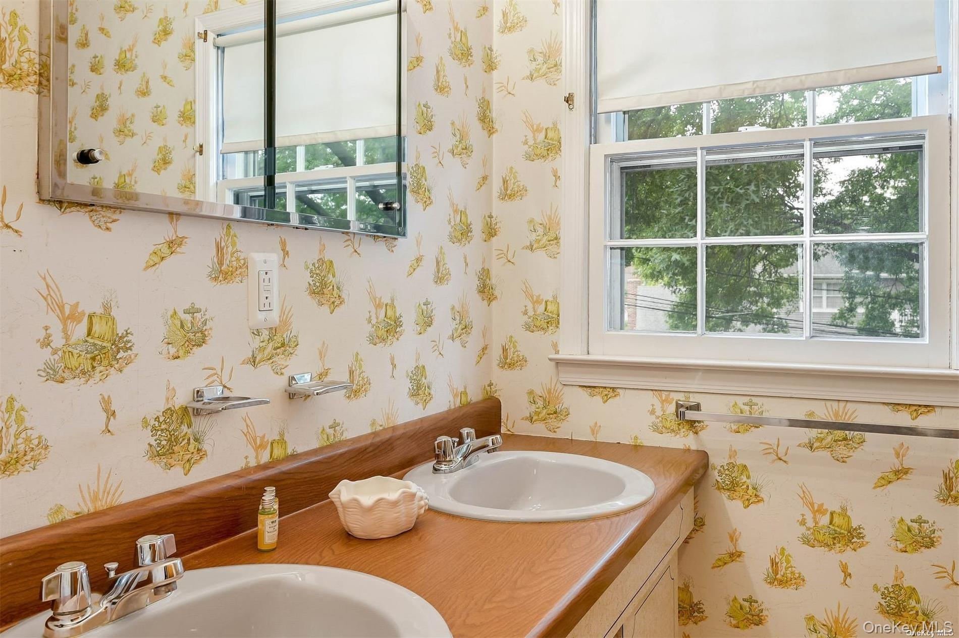 #16 photo, 5 Bronze Court, Саффолк ‖ Huntington , NY 11743