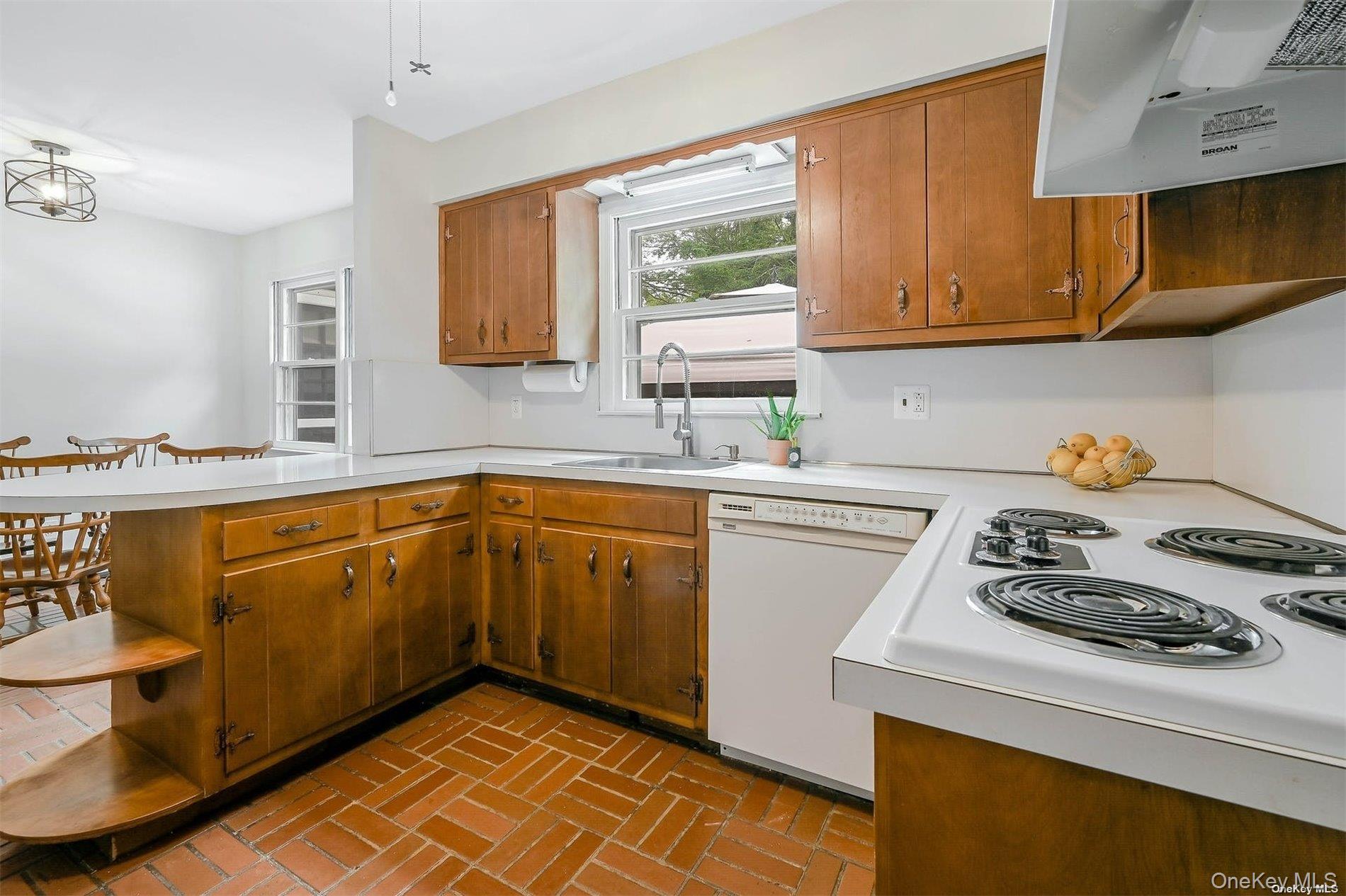 #9 photo, 5 Bronze Court, Саффолк ‖ Huntington , NY 11743