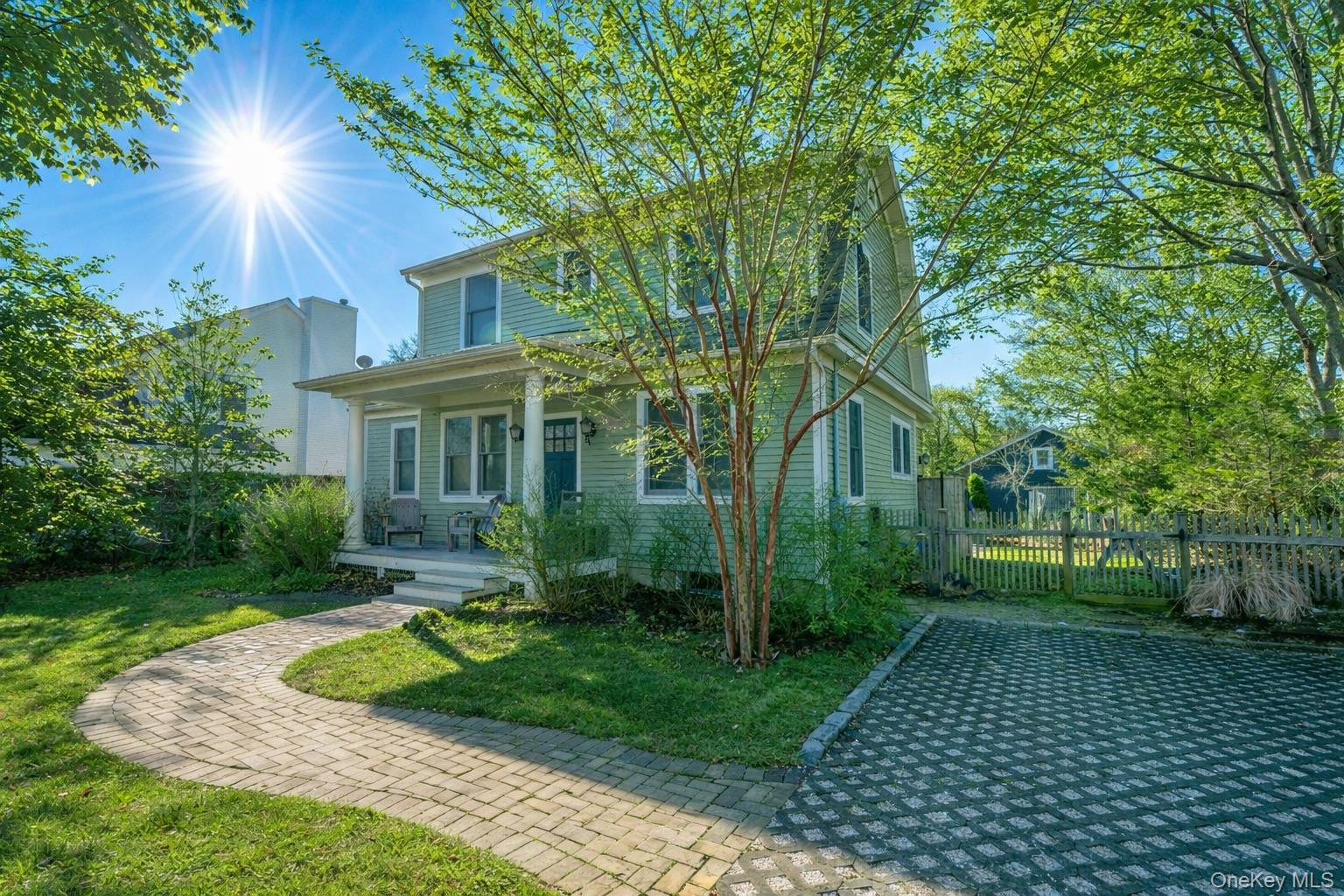 #1 photo, 460 Bay Avenue, Саффолк ‖ East Marion , NY 11939