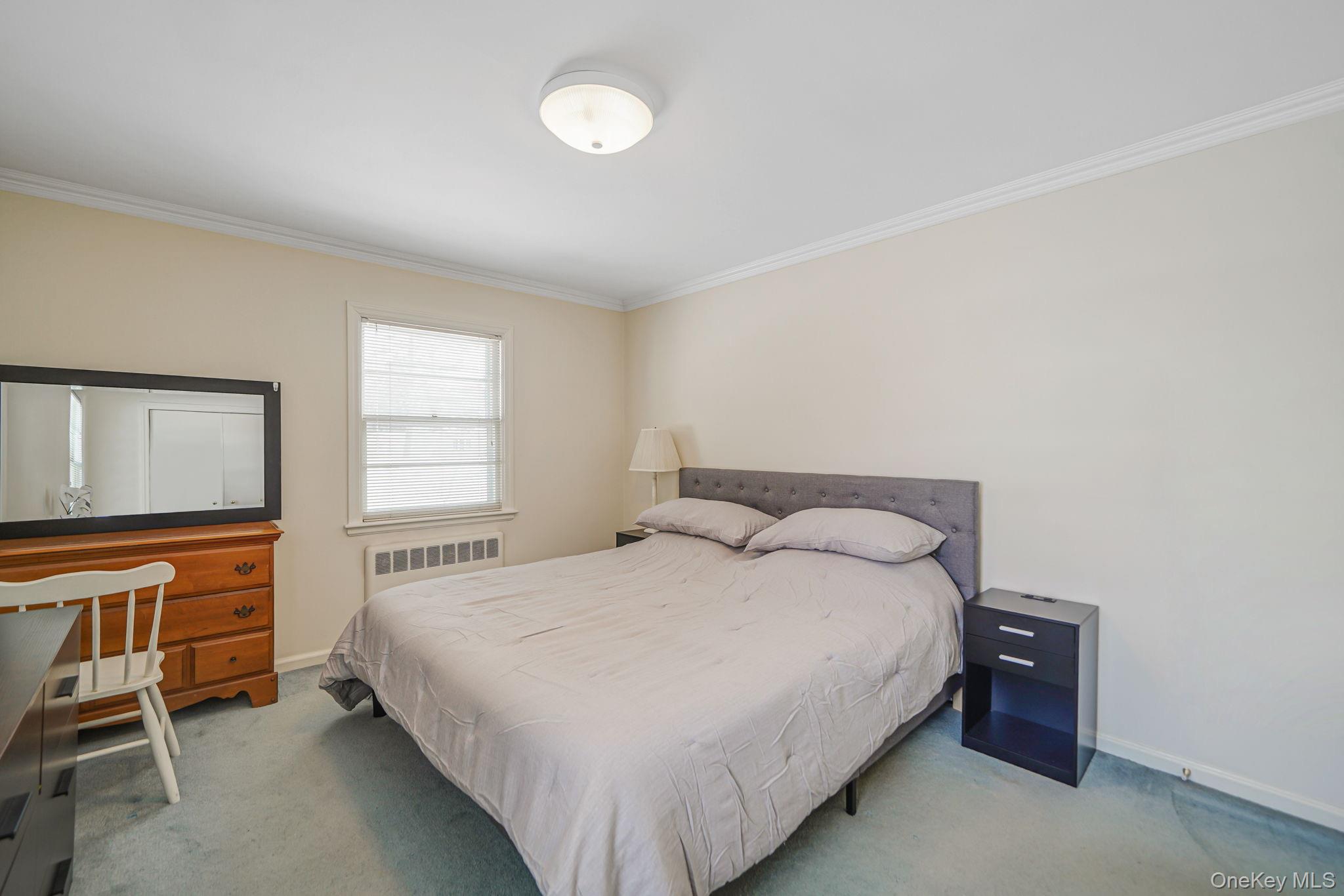 #19 photo, 53 Canterbury Lane, North Babylon , NY 11703