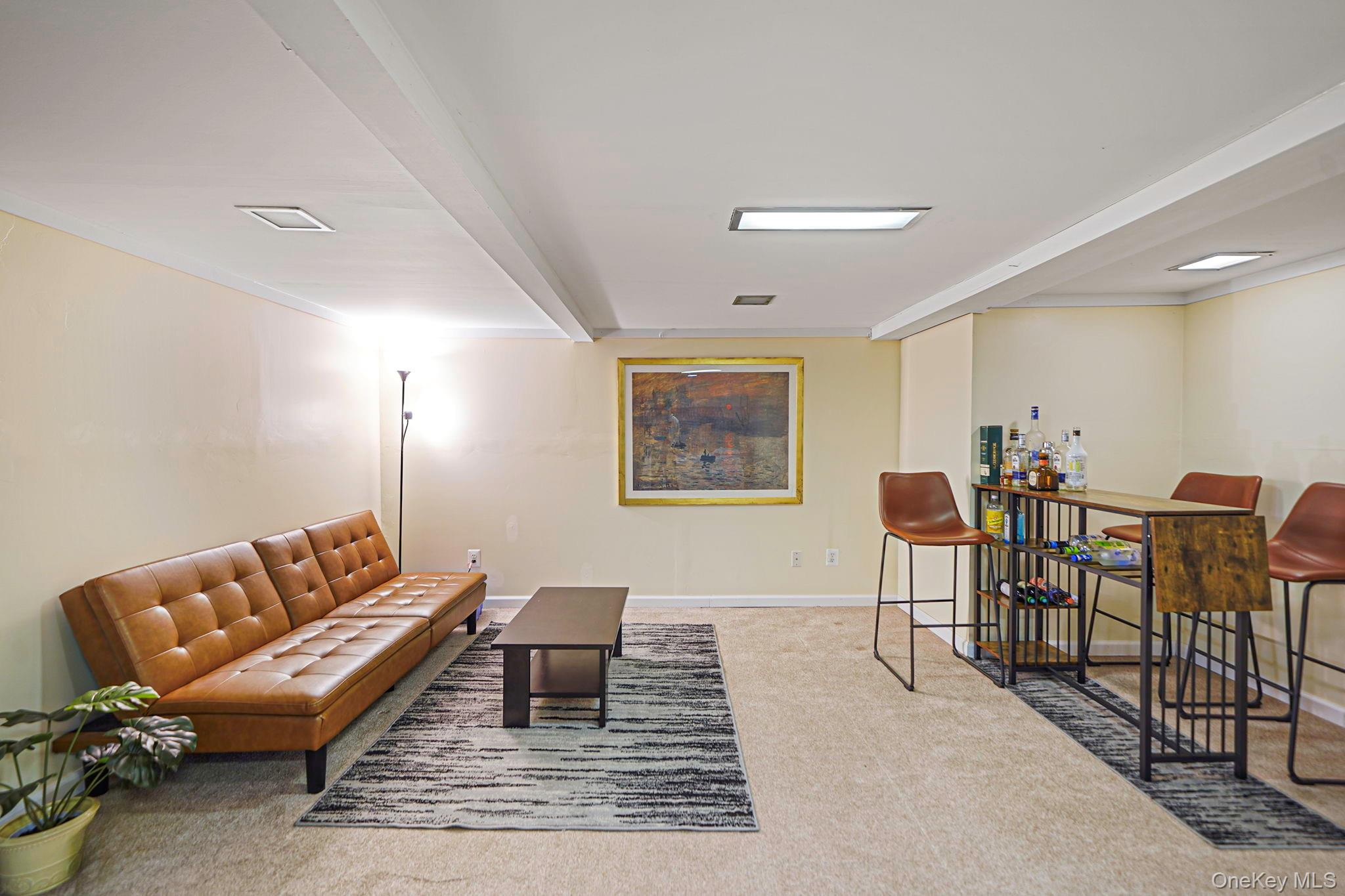 #9 photo, 53 Canterbury Lane, North Babylon , NY 11703