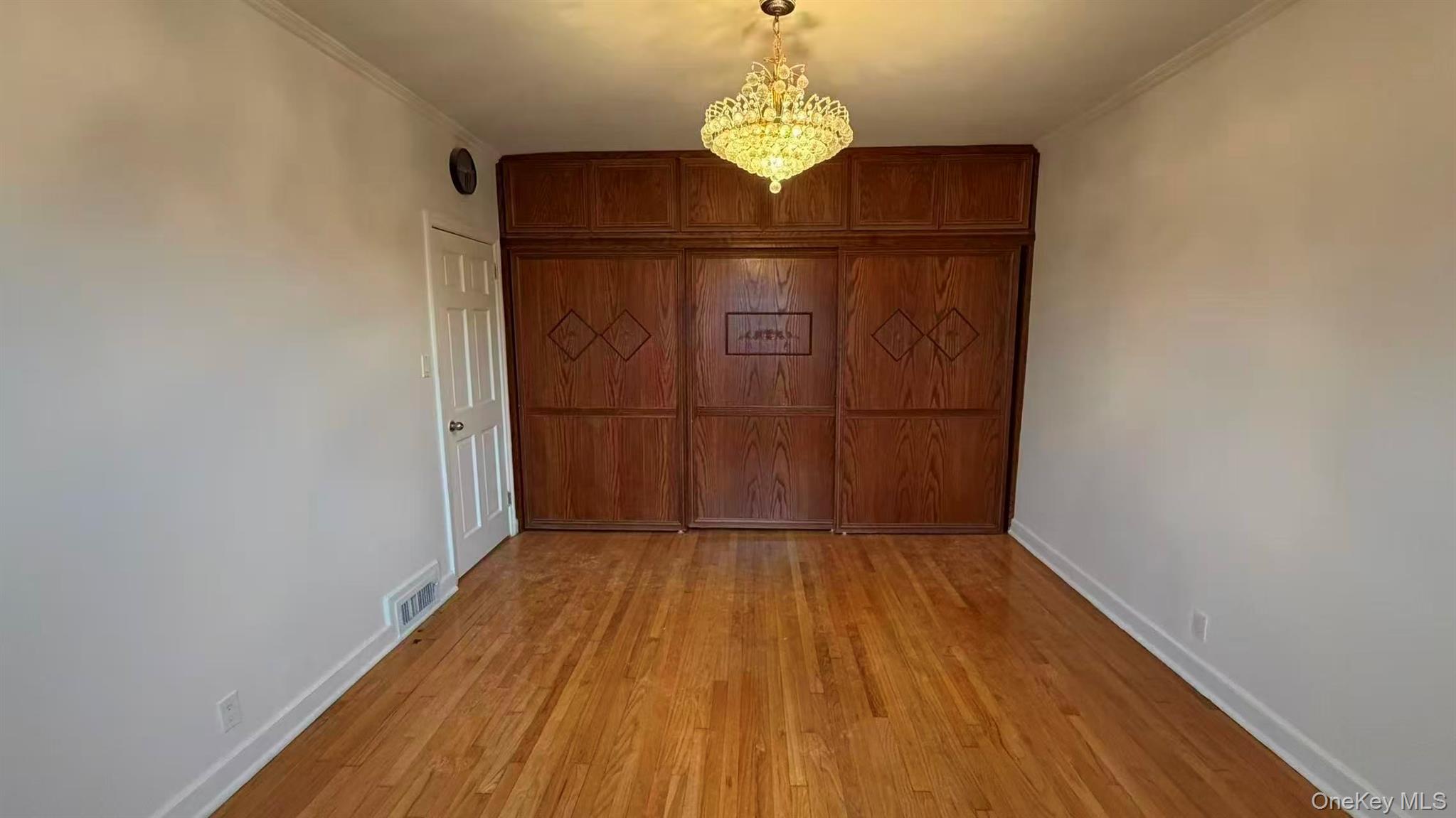 #6 photo, 100-01 75TH Avenue, Куинс ‖ Forest Hills , NY 11375