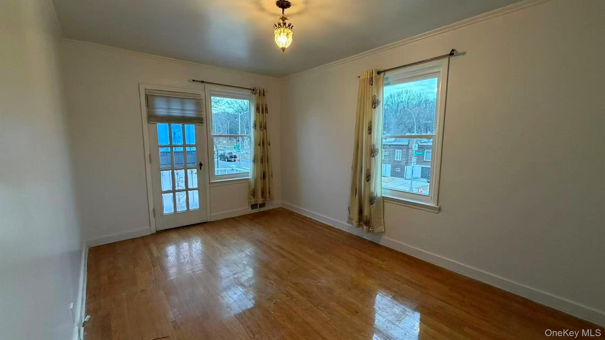 #7 photo, 100-01 75TH Avenue, Куинс ‖ Forest Hills , NY 11375