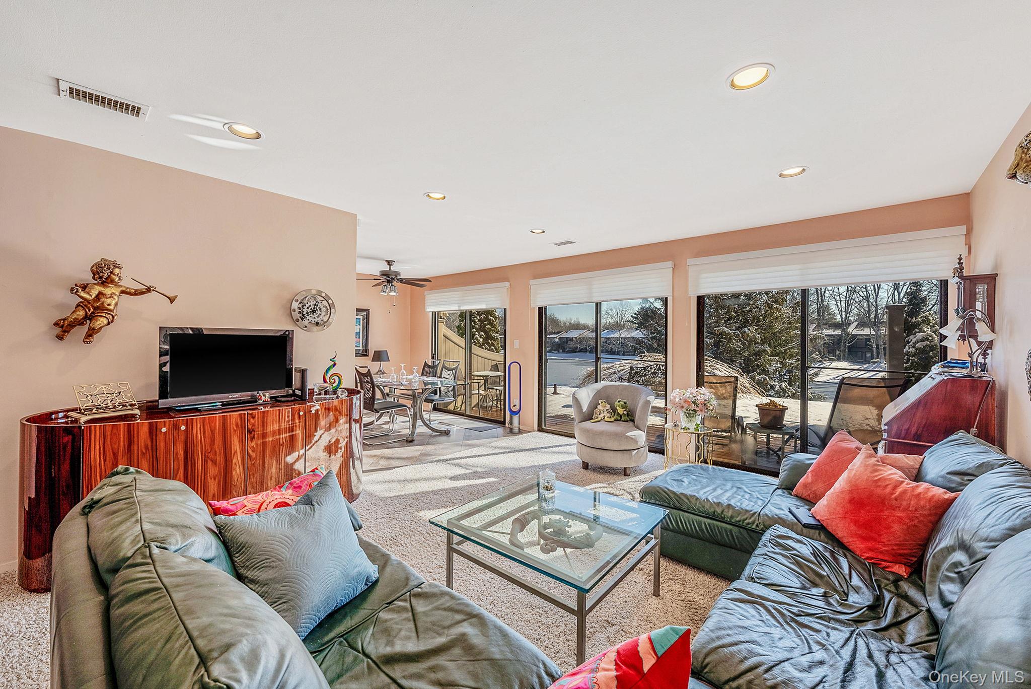 #17 photo, 105 Northgate Circle, Melville , NY 11747