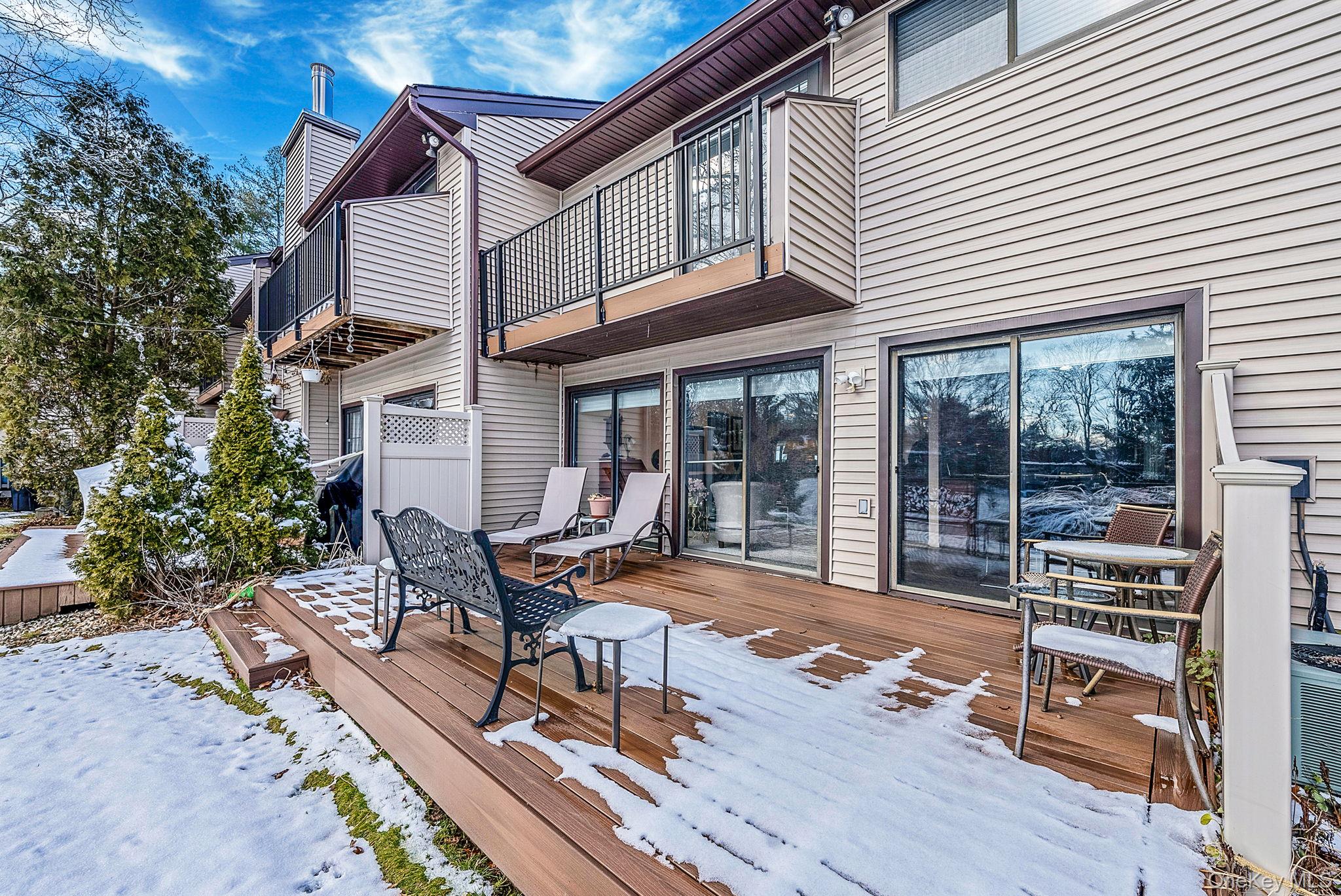 #3 photo, 105 Northgate Circle, Melville , NY 11747