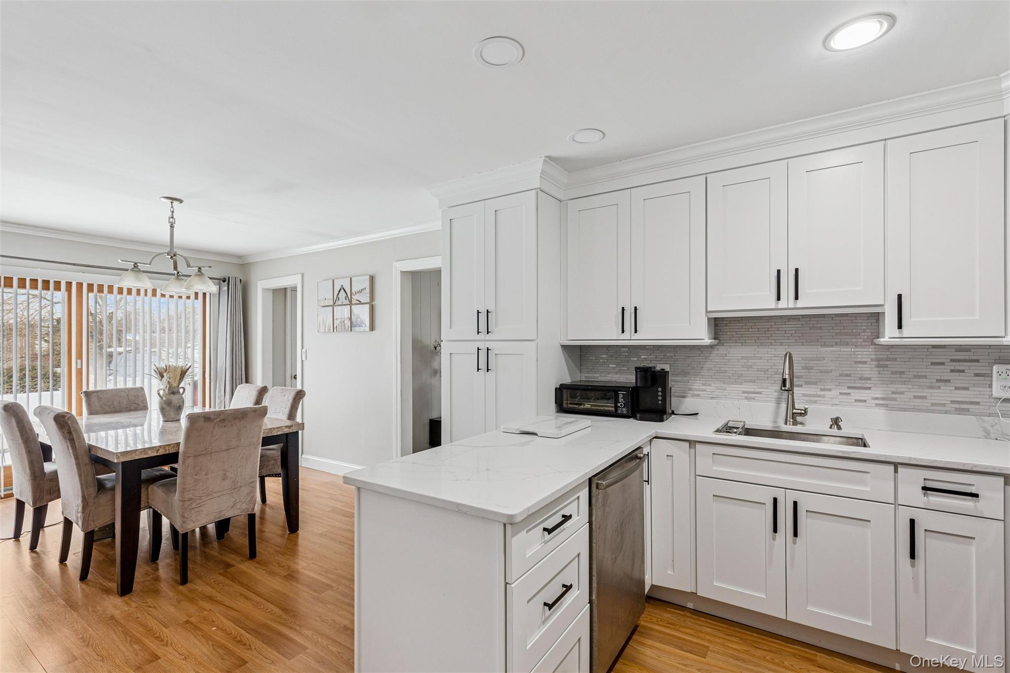 #10 photo, 9 Almike Drive, Саффолк ‖ Centereach , NY 11720