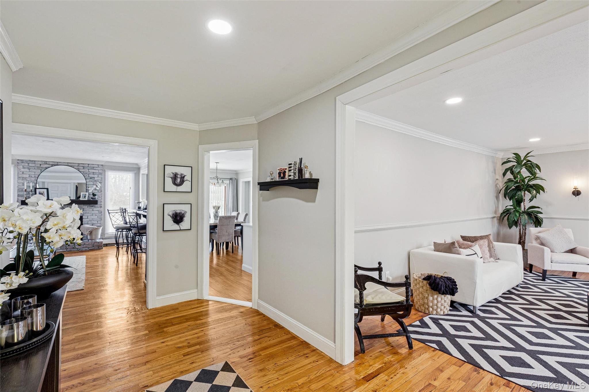 #5 photo, 9 Almike Drive, Саффолк ‖ Centereach , NY 11720