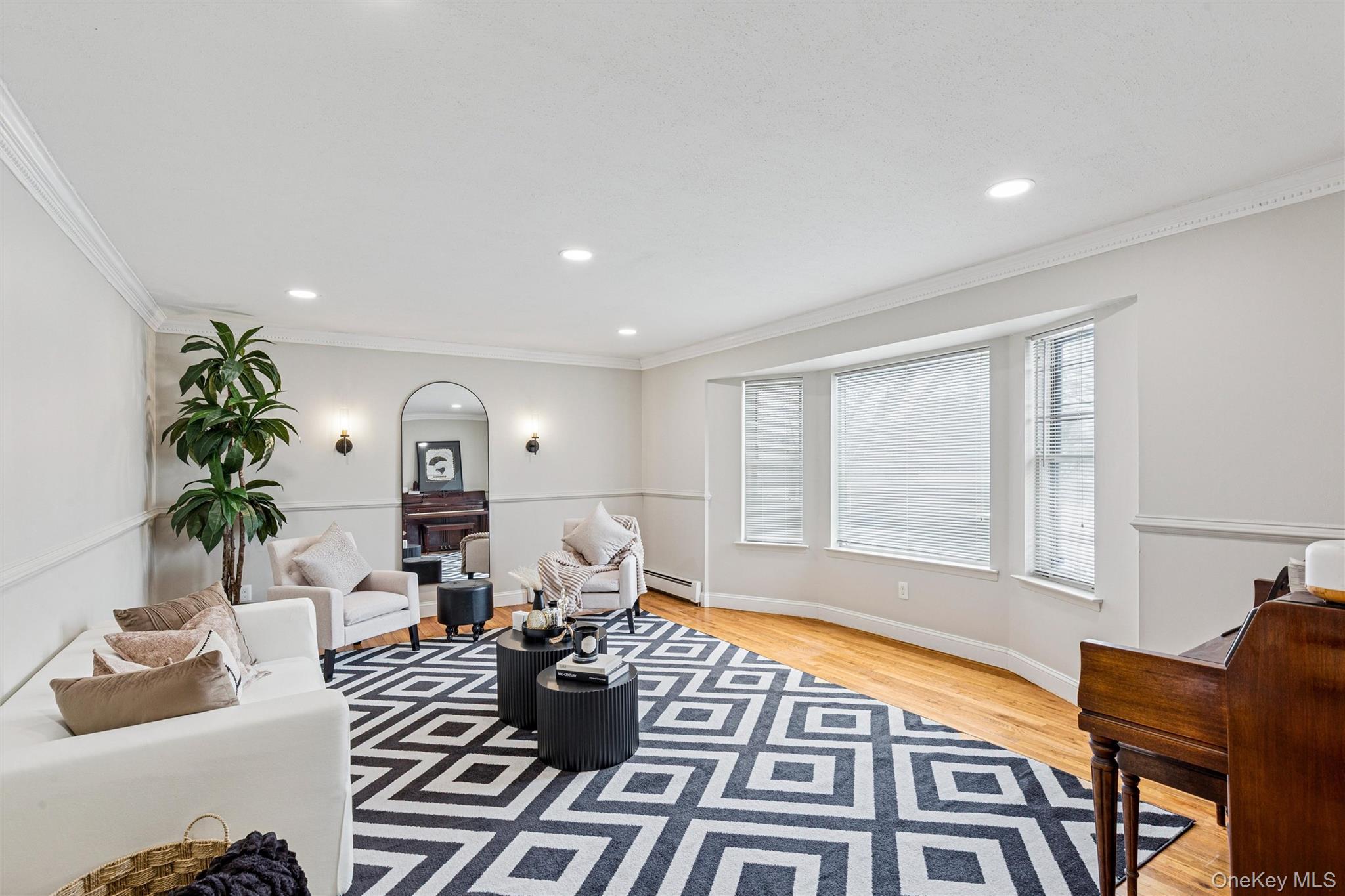 #6 photo, 9 Almike Drive, Саффолк ‖ Centereach , NY 11720