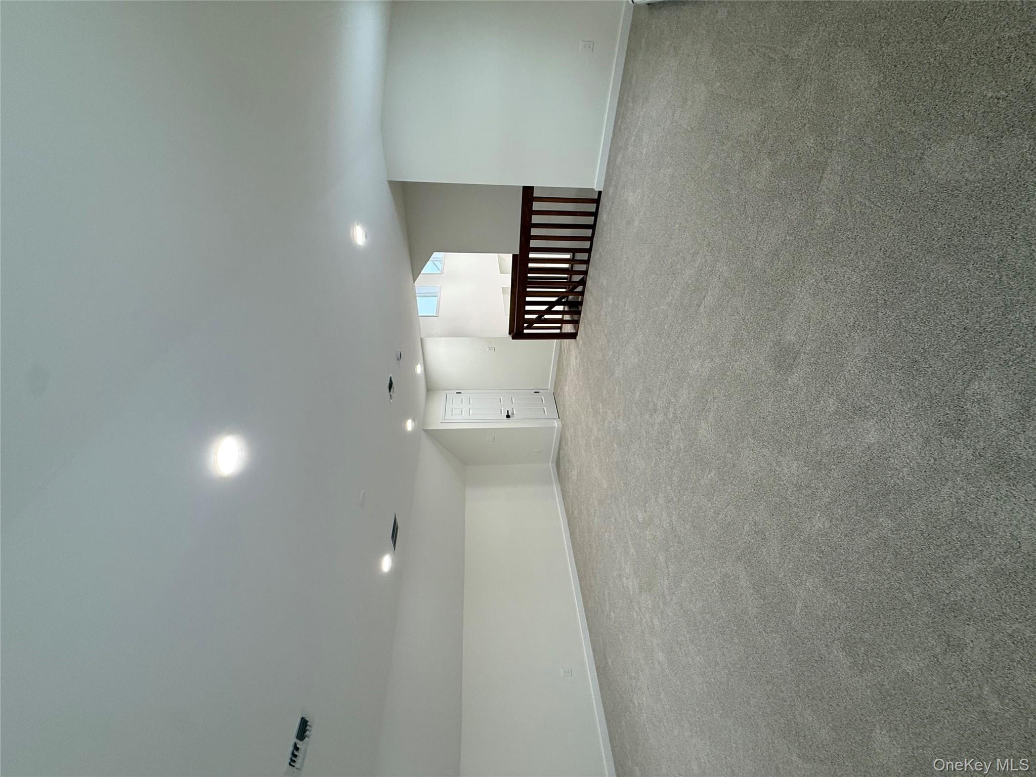 #10 photo, 24 Kimberly Court, מחוז סאפוק Baiting Hollow , NY 11933