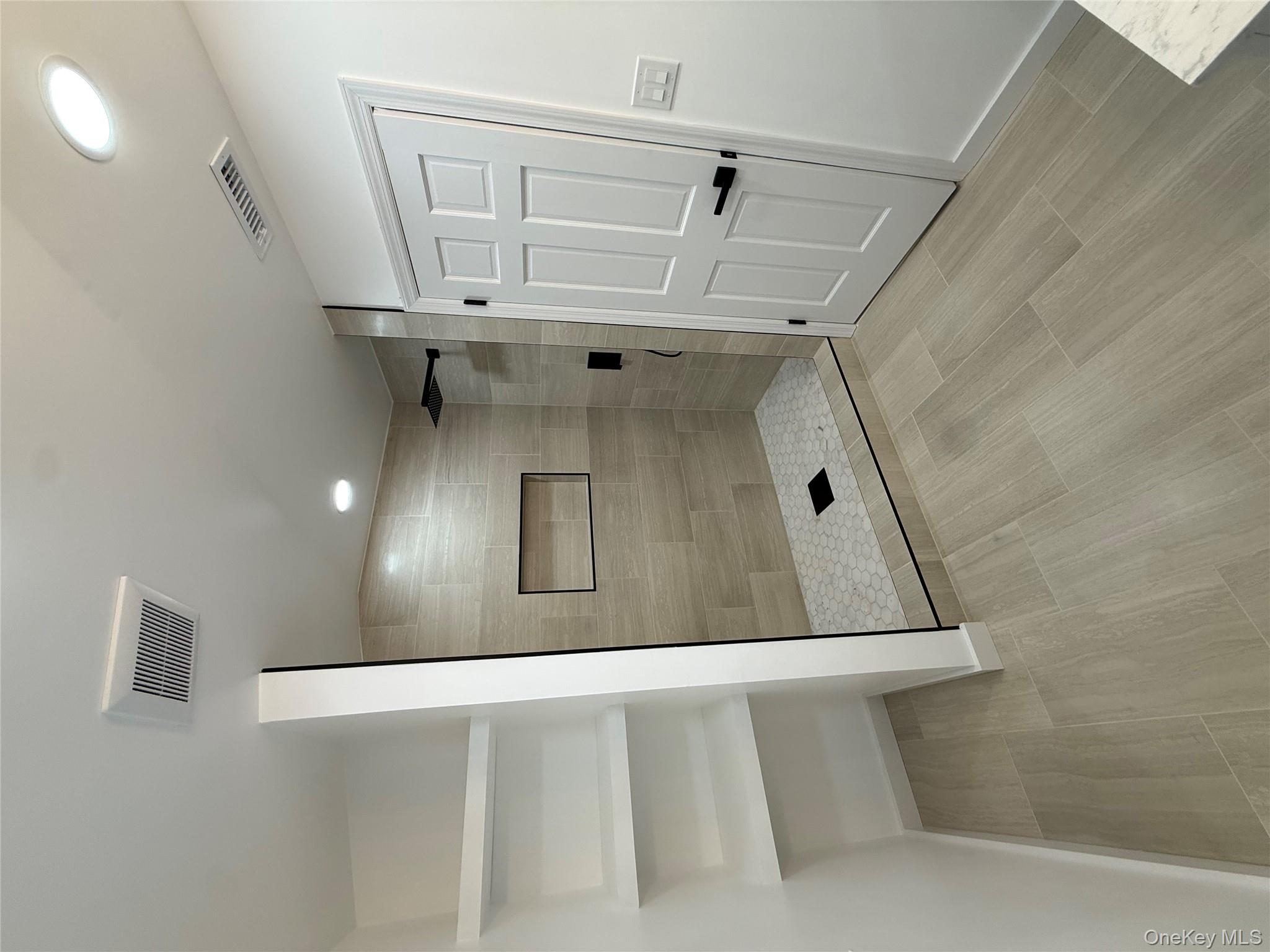 #16 photo, 24 Kimberly Court, מחוז סאפוק Baiting Hollow , NY 11933