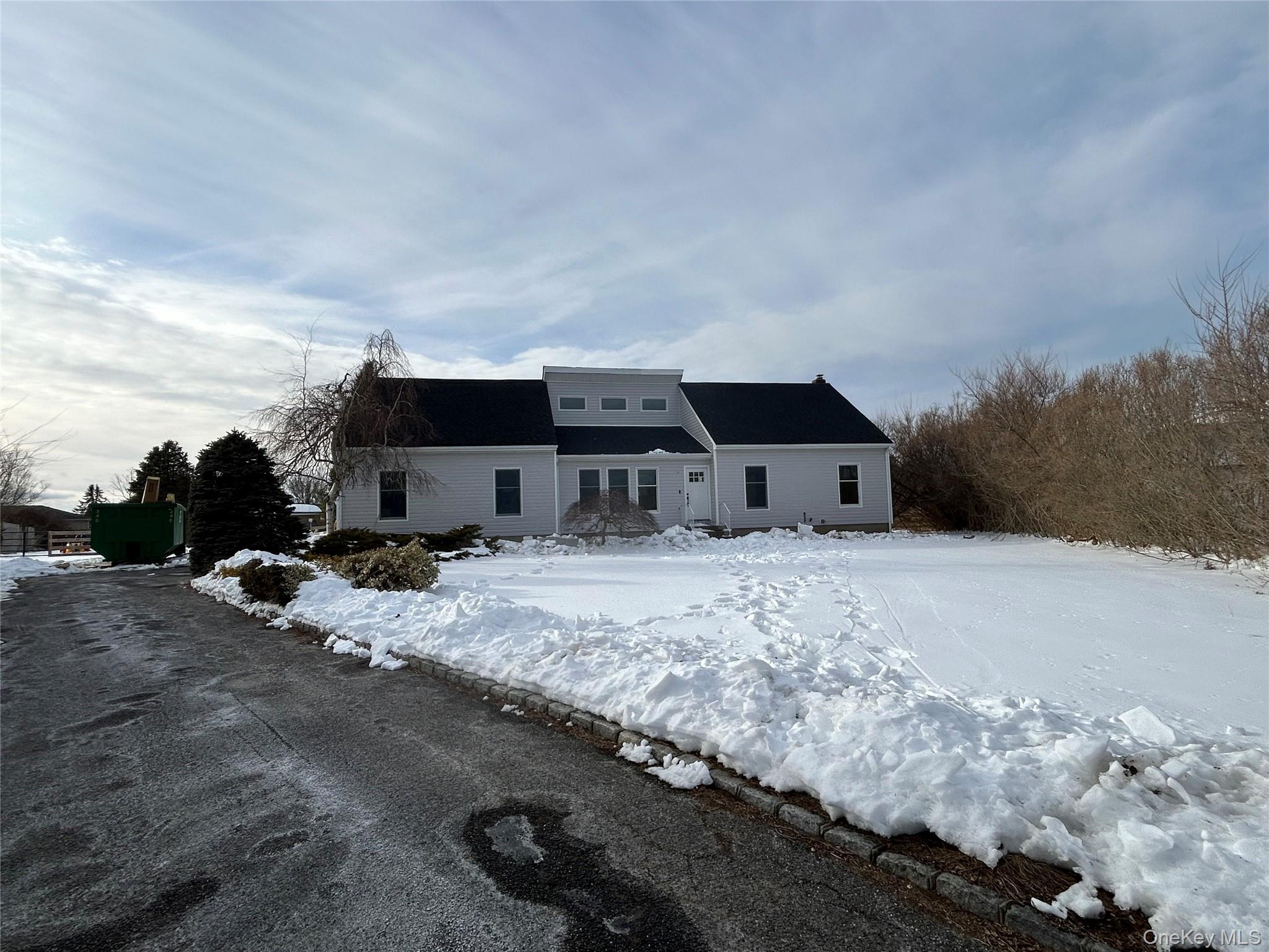 #2 photo, 24 Kimberly Court, מחוז סאפוק Baiting Hollow , NY 11933