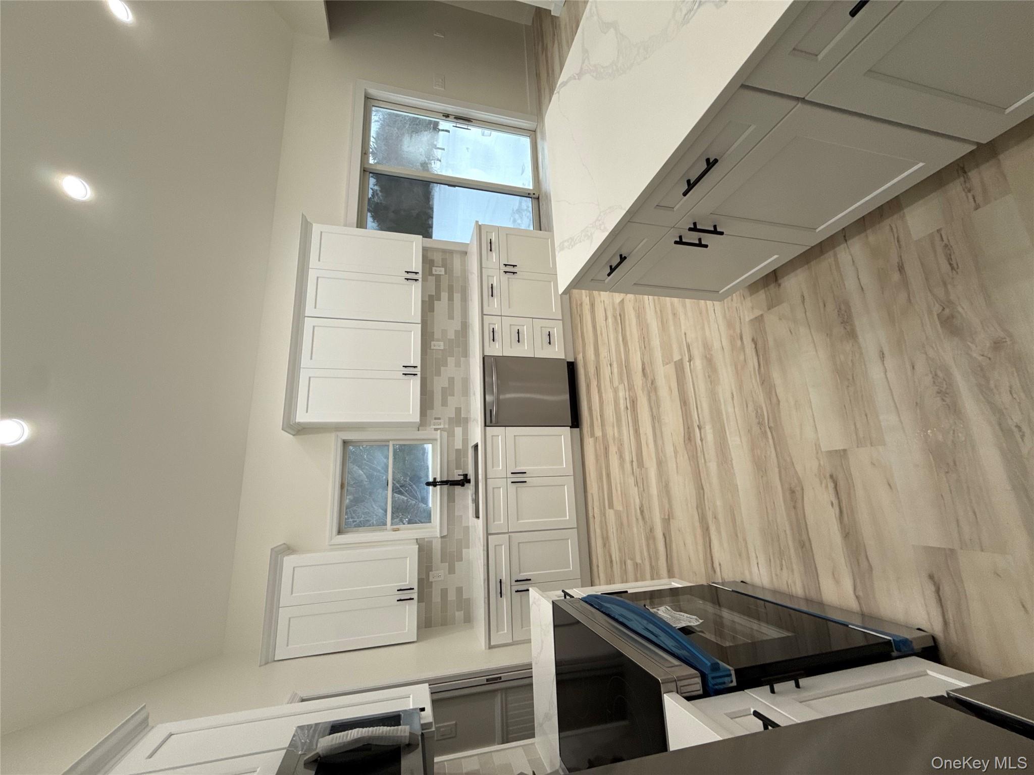 #6 photo, 24 Kimberly Court, מחוז סאפוק Baiting Hollow , NY 11933