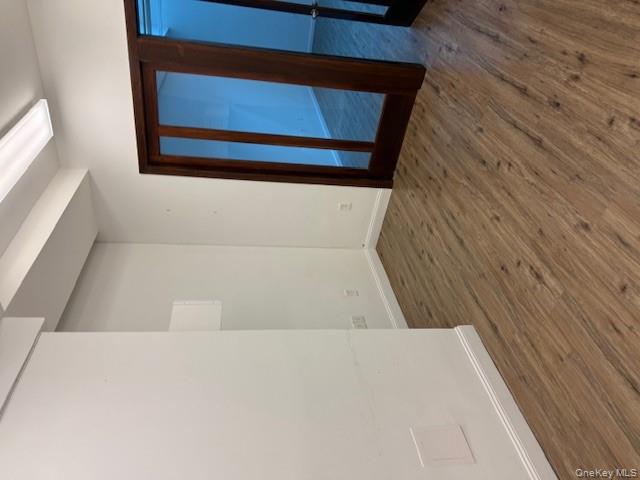 #13 photo, 3272 Steinway Street, קווינס Astoria , NY 11103