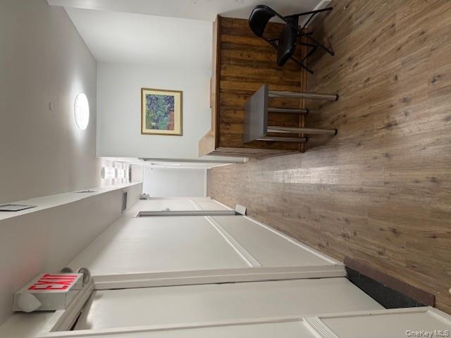 #3 photo, 3272 Steinway Street, קווינס Astoria , NY 11103