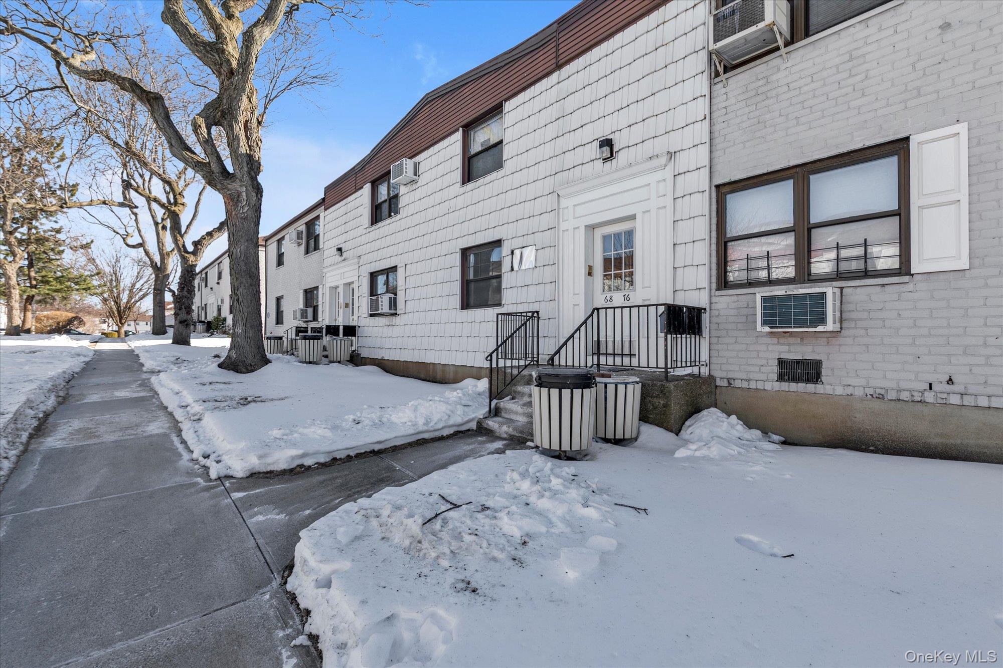 #19 photo, 68-76 136th Street, Kew Garden Hills , NY 11367