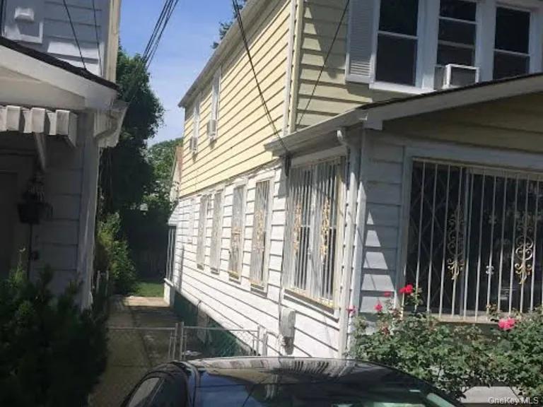 #12 photo, 116-18 170th Street, Jamaica , NY 11434