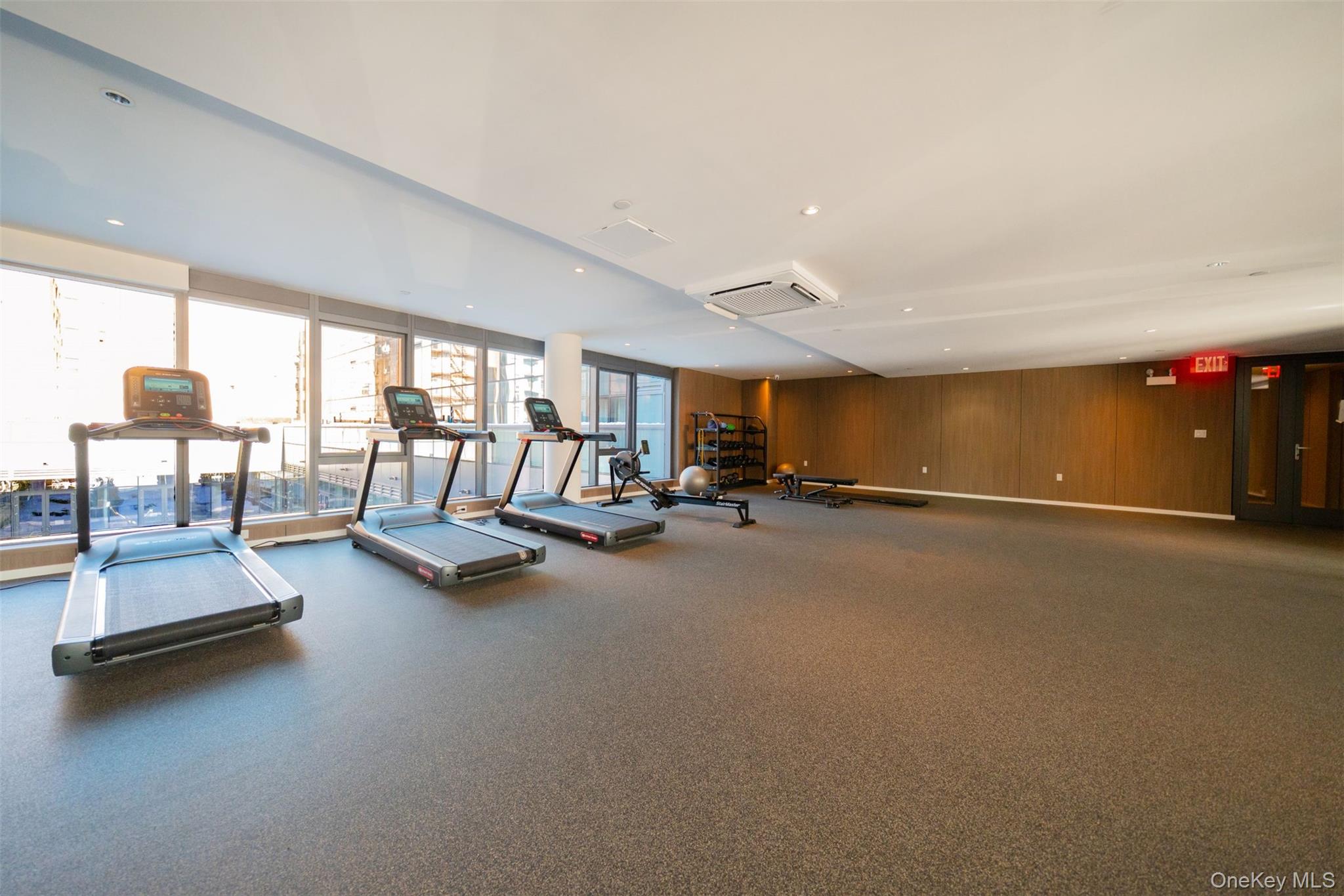 #16 photo, 144-49 Northern Blvd, Flushing , NY 11354