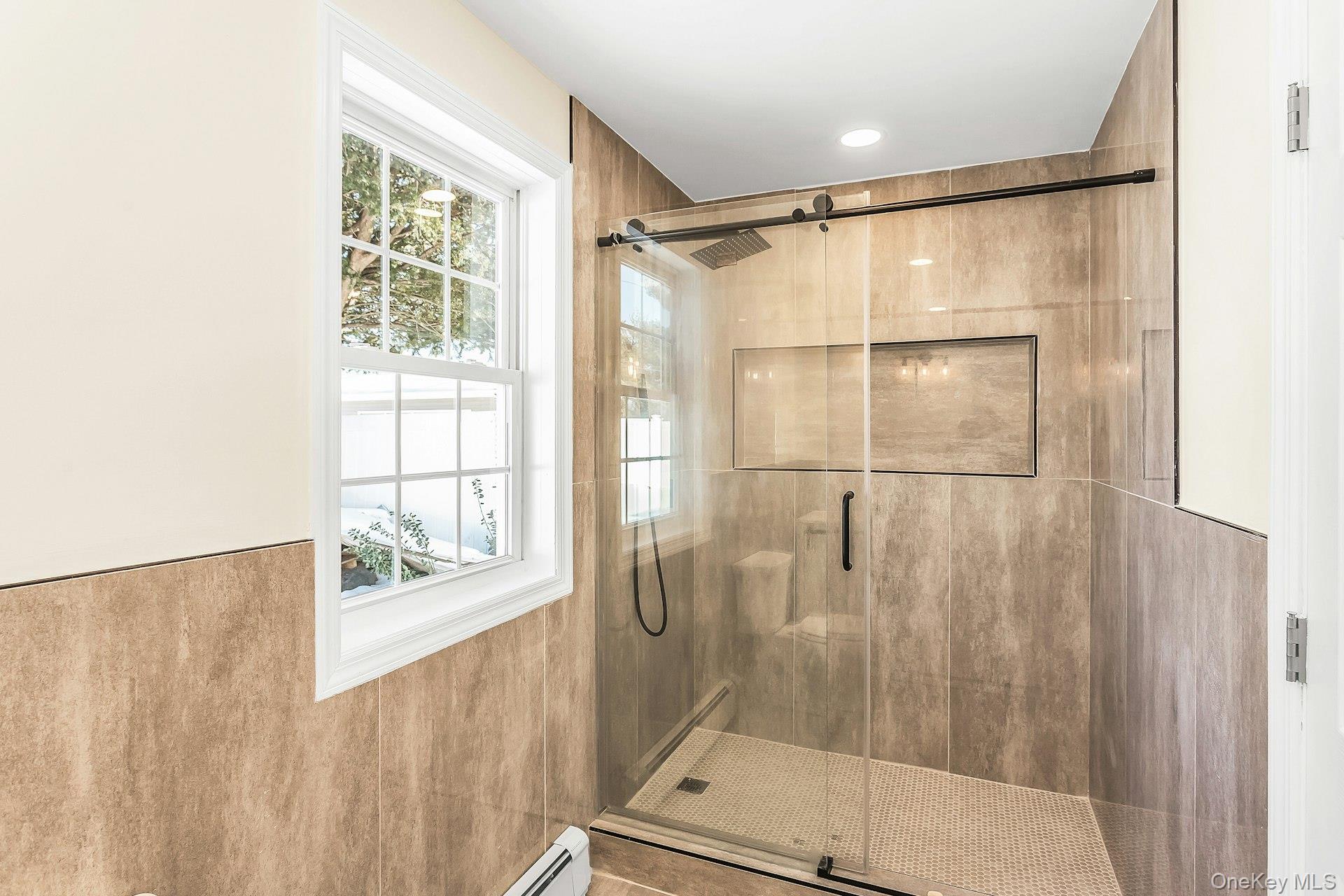 #7 photo, 25 Turn Lane, Levittown , NY 11756