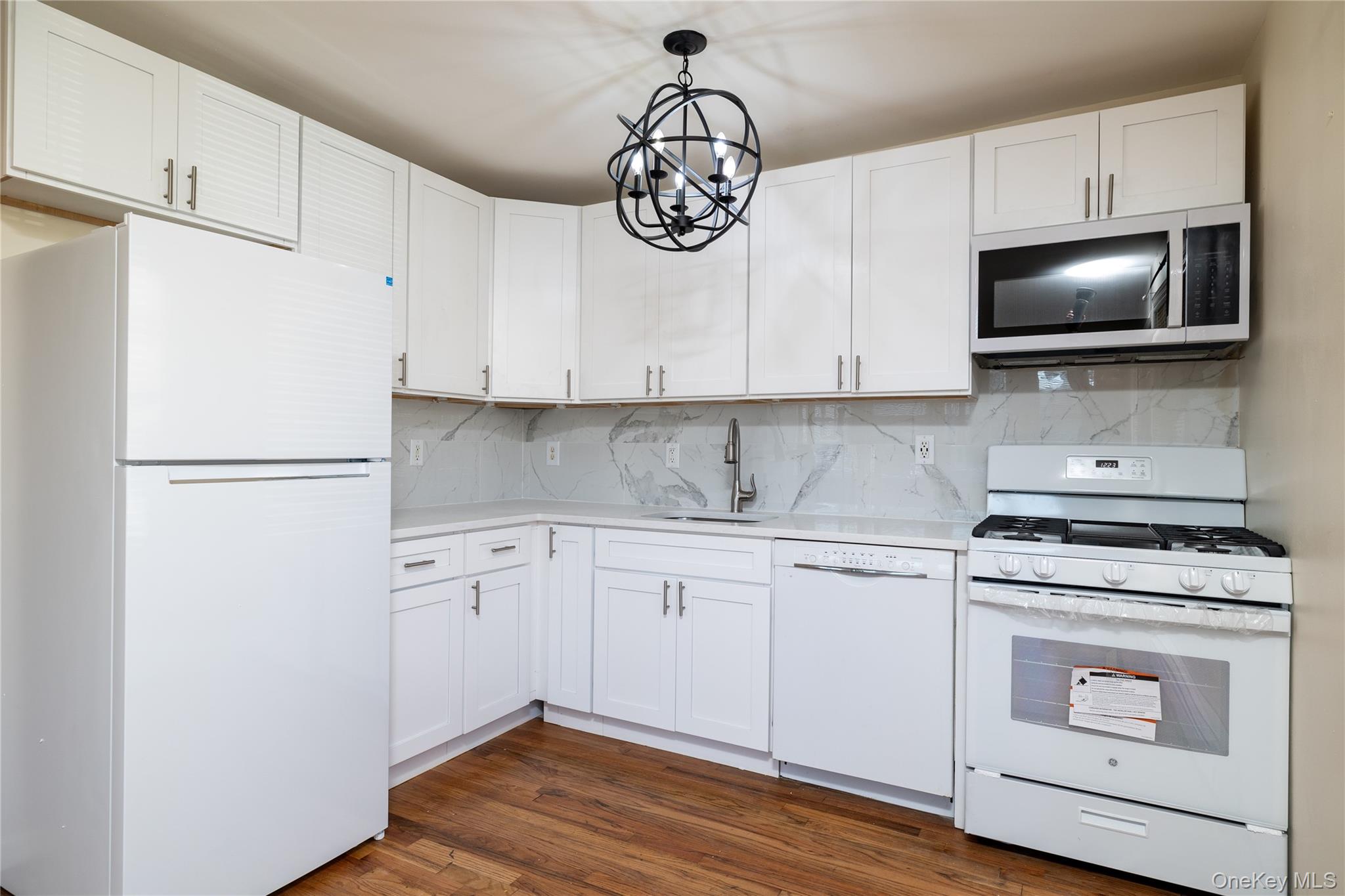 #5 photo, 66 E Walnut Street, Long Beach , NY 11561