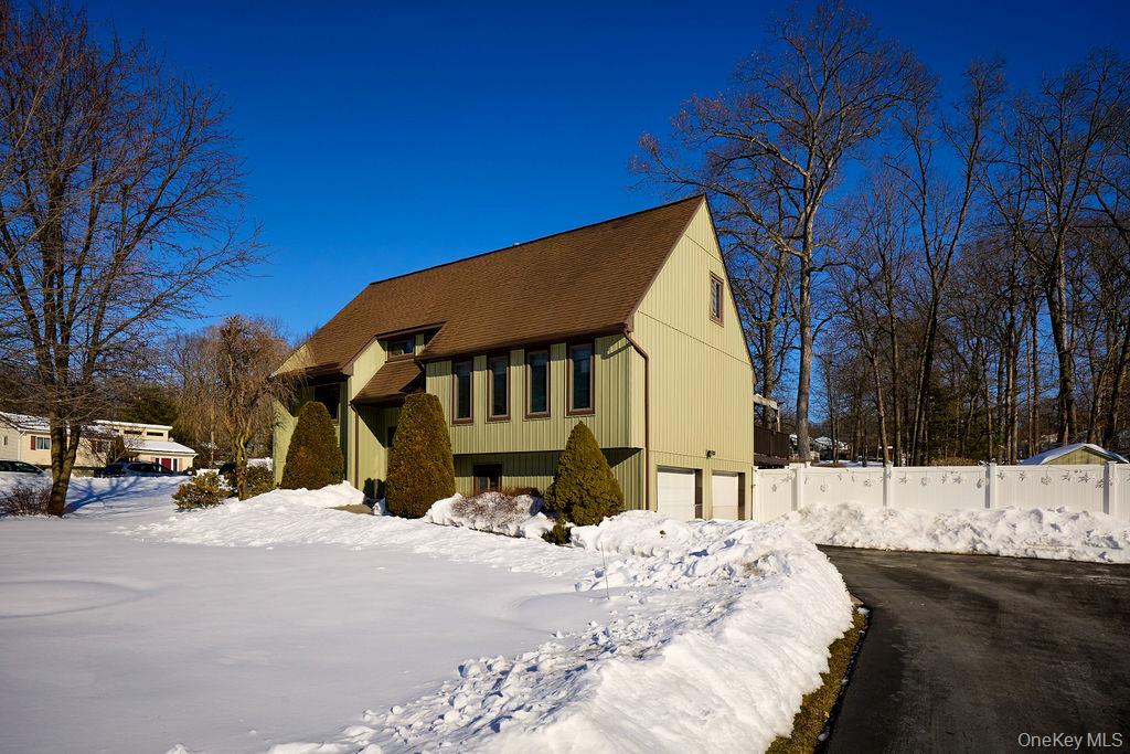 #2 photo, 42 Rockwood Drive, Newburgh , NY 12550