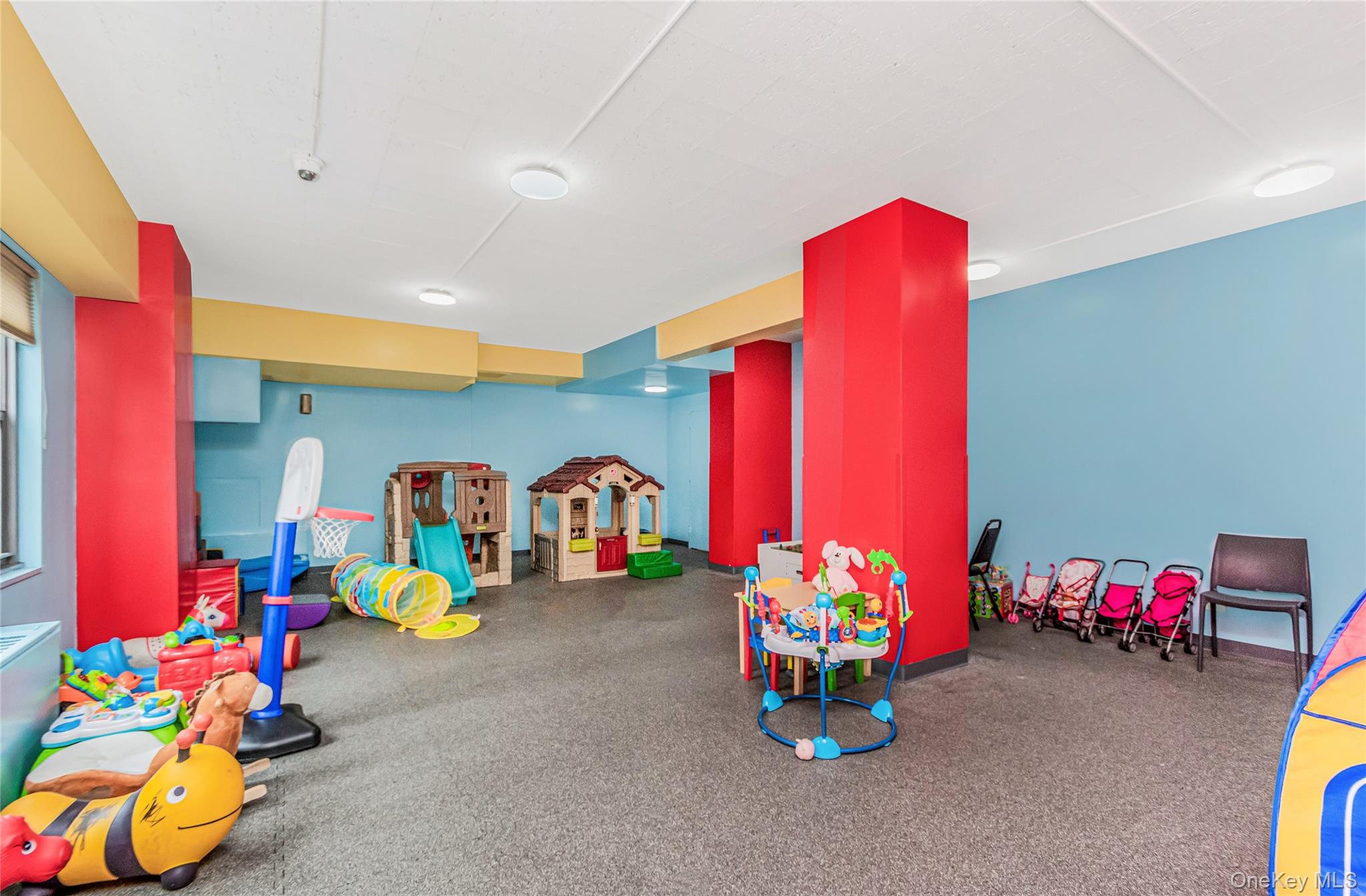 #14 photo, 2500 Johnson Avenue, Bronx , NY 10463