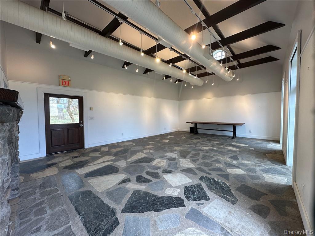 #5 photo, 23 White Oak Drive, Chester , NY 10918