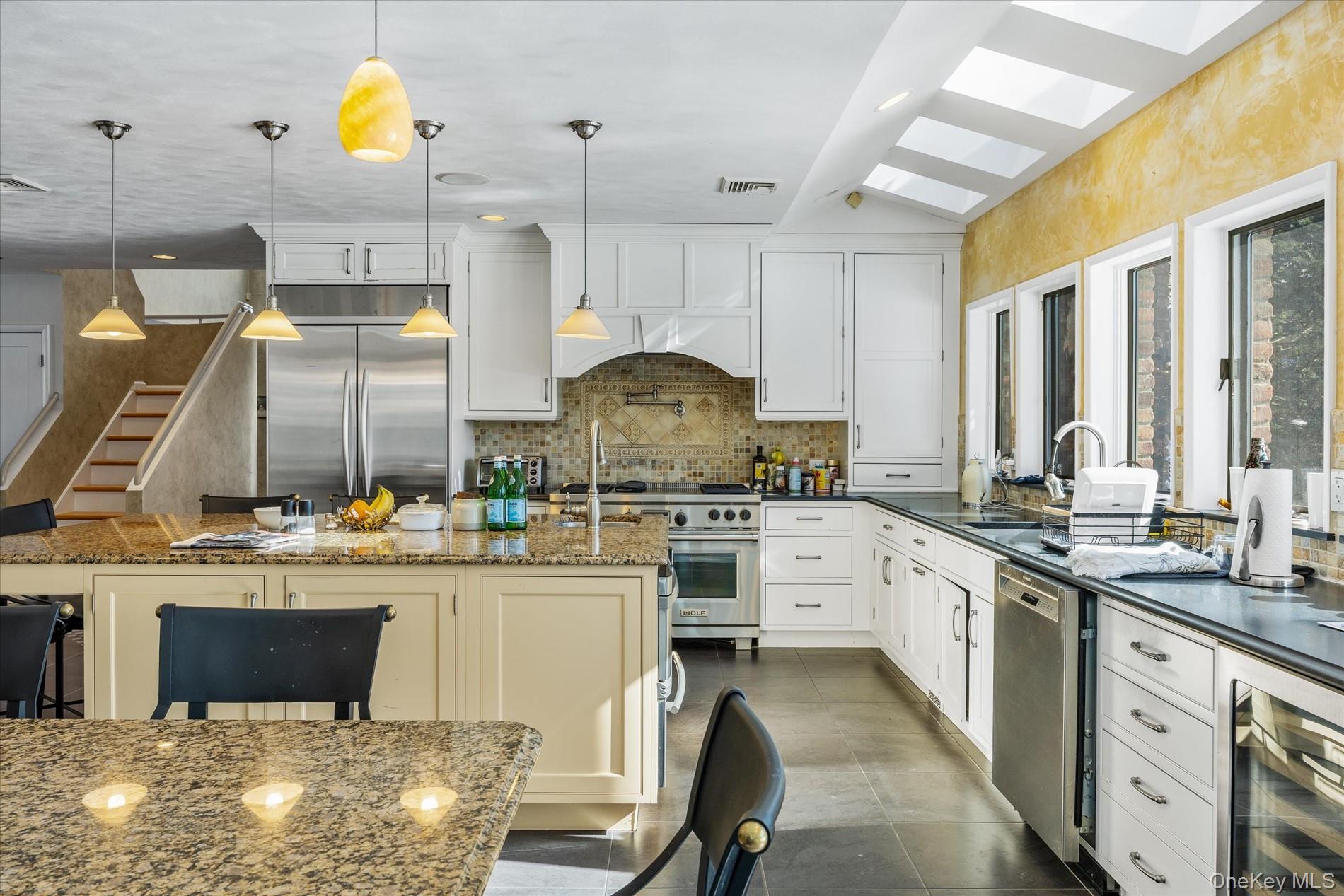 #17 photo, 20 Henhawk Road, Great Neck , NY 11024