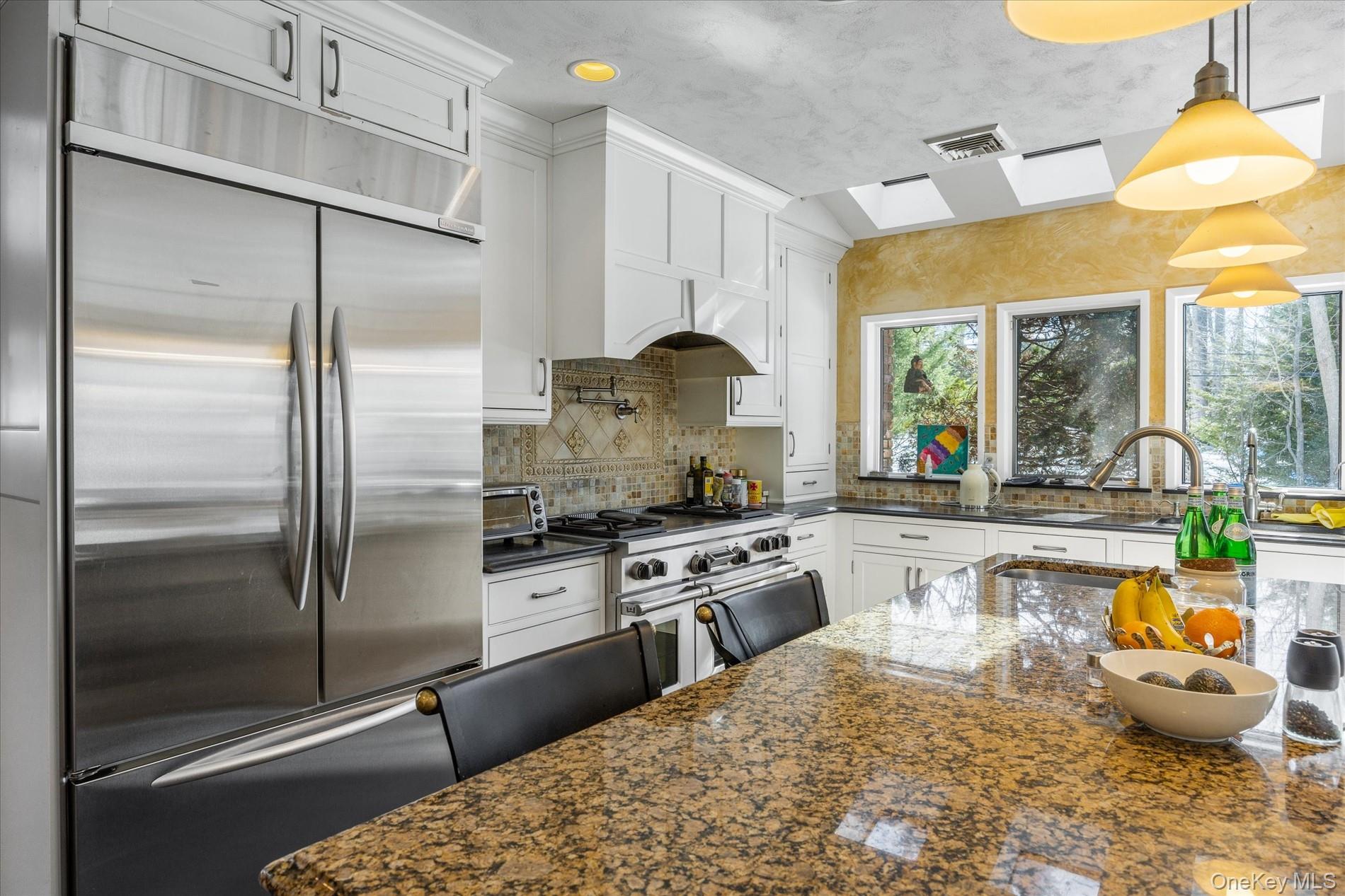 #18 photo, 20 Henhawk Road, Great Neck , NY 11024