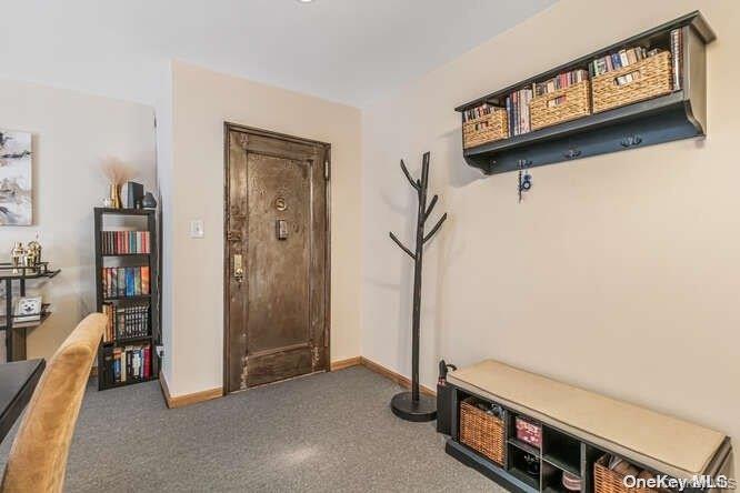 #2 photo, 32-20 91st Street, קווינס East Elmhurst , NY 11369