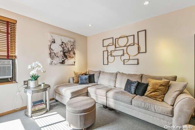 #6 photo, 32-20 91st Street, קווינס East Elmhurst , NY 11369